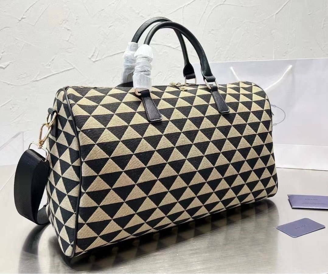 PRADA Large Boston jacquard Bag / Prada Symbole embroidered jacquard fabric travel bag 17" กระเป๋าทรงบอสตันใบใหญ่ ภาพถ่ายจากงานขายจริง ใช้งานต่างประเทศได้
