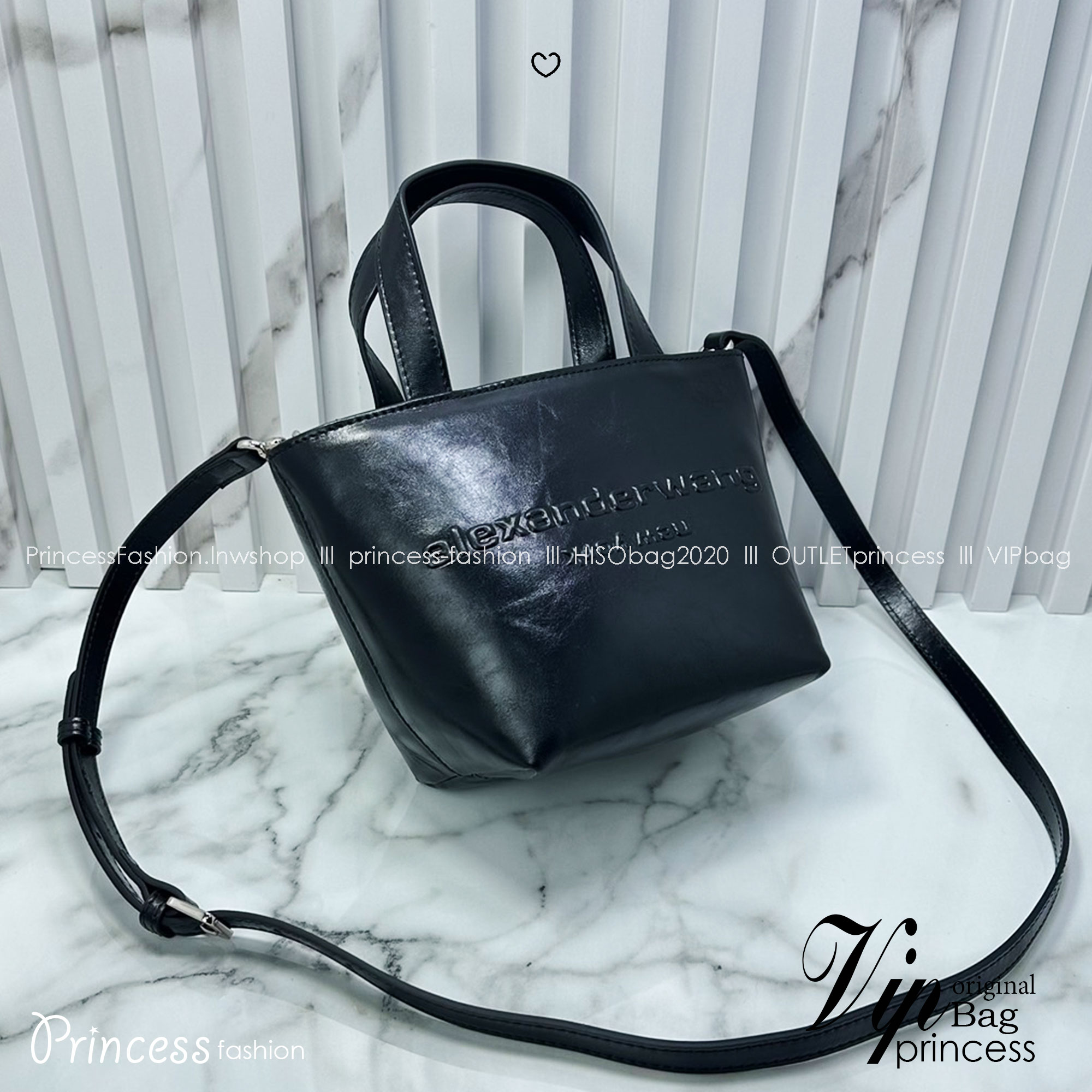 ALEXANDER WANG Punch Mini Tote Bag in Crackle Patent Leather กระเป๋าทรงโท้ท งานหนังลายยับเต็มใบ เกรดออริ 1:1 ใช้งานต่างประเทศได้