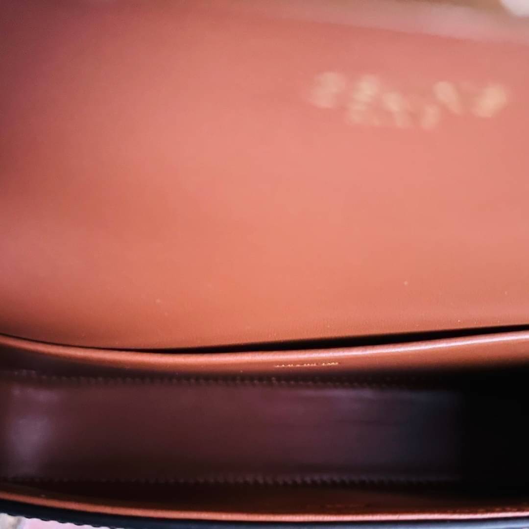 ORI CELINE Triomphe Shoulder Bag in Triomphe canvas and calfskin Tan เกรดออริจินอล หนังแท้ พร้อมส่งที่ไทย ภาพถ่ายจากงานขายจริง ใช้งานต่างประเทศได้