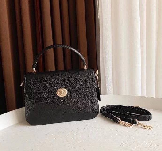 COACH MARLIE TOP HANDLE SATCHEL BAG (COACH C1765) กระเป๋าหิ้ว//สะพายข้าง//สะพายครอสบอดี้ร์ได้ หนังแท้สวยงามค่ะ เปิดปิดกระเป๋าแบบหมุนล็อคใช้งานง่าย ภายในโล่งสามารถใส่กระเป๋าเงินใบยาวได้;ของจำเป็นได้ครบค่ะ;มีช่องซิปและช่องโล่งให้ใส่ของจุกจิกนะคะ มาพร้อมสายส