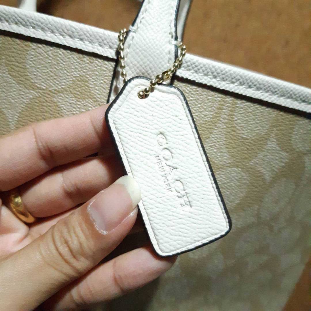 COACH F36658 REVERSIBLE CITY TOTE IN SIGNATURE CANVAS WITH POUCH