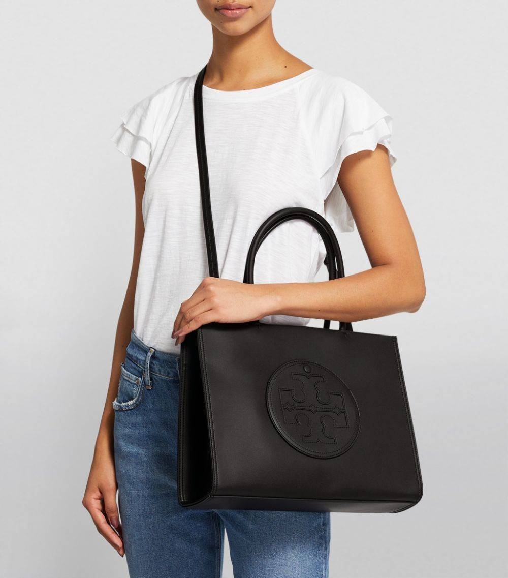 TORY BURCH ECO ELLA TOTE BAG / TORY TOTE BAG พร้อมส่ง 3 สี กระเป๋าสะพายทรงโท้ท ขนาดกำลังสวย จุของได้เต็มที่ รูปทรงคลาสสิคชวนใช้ โดดเด่นด้วย patch โลโก้ คอลเลคชั่นน้องใหม่ ส่งมาให้สาวๆได้ใจฟูอีกหนึ่งไอเท็ม