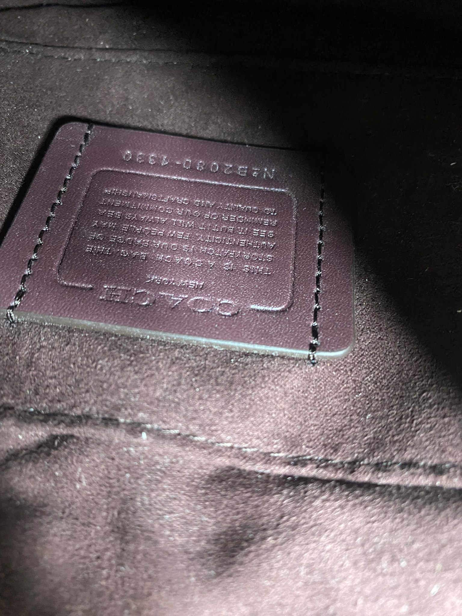 OUTLET 】COACH REMI SADDLE BAG IN COLORBLOCK ((1330)) รุ่นแนะนำ คลาสสิคน่าใช้มากๆ วัยใสๆใช้ดีค่ะ 😘 พร้อมส่งที่ไทยอีกครั้ง! กระเป๋าสะพายข้าง//ครอสบอดี้ร์//หรือทบเป็นสายคู่สะพายไหล่ได้ค่ะ แล้วแต่ชอบเลยค่ะ! วัสดุหนังแท้ ลายหนังสวยมากๆค่ะรุ่นนี้ หลงรัก