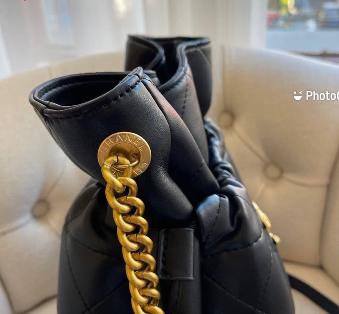 VIP 】CHANEL BUCKET BAG Calfskin & Gold-Tone Black พร้อมส่งที่ไทย
