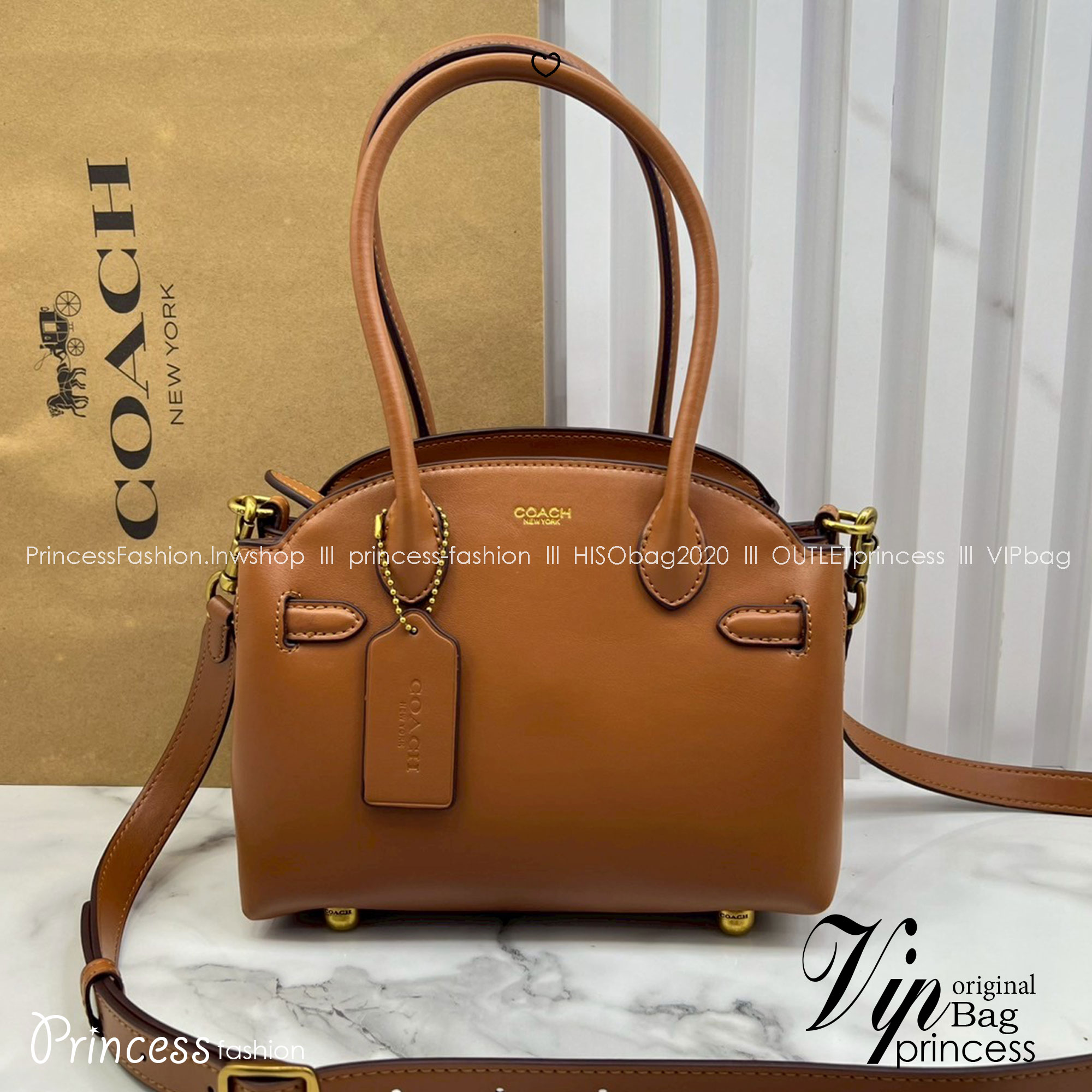 ORI หนังแท้ | Coach Soft Empire Carryall Bag 28 กระเป๋าสะพายทรงโฮโบ รุ่นใหม่ล่าสุด ดีไซน์เรียบง่าย สะพายไปคาเฟ่ ไปเที่ยวถ่ายรูปสวยๆ คือเหมาะสุดๆ หูสะพายยาว พอดีไหล่ ภายในแบ่งสัดส่วนไว้ดี ใบจริงหนังสวยมากๆ