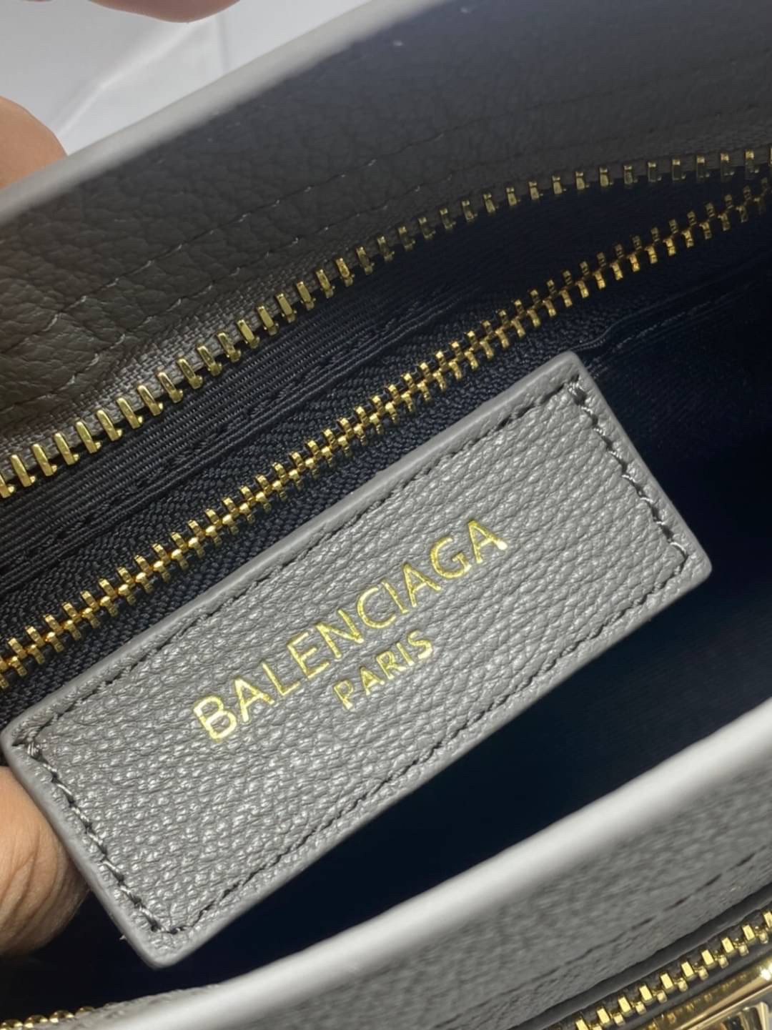 VIP 】หนังแท้ BALENCIAGA Classic City Mini Shoulder Bag พร้อมส่งที่ไทย โทนสีสวยละมุน