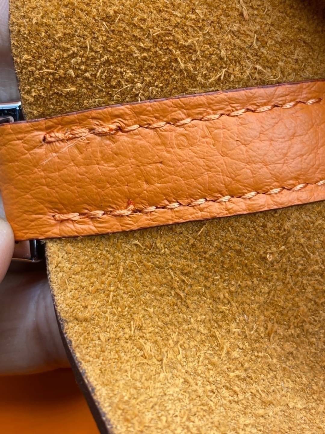 หนังแท้ Hermes Picotin Lock 18 bag กระเป๋าถือแบรนด์หรูระดับโลก งานเกรดออรินอล หนังแท้ทั้งใบ หนังมีลายทอริลลอนคล้ายของจริง มาพร้อมตัวล็อคเคลลี่ Kelly lock รูปทรงเรียบแต่หรู ใช้งานได้ทุกโอกาส ถือง่าย ใช้งานง่าย ภายในโล่งกว้าง ภาพสินค้าถ่ายจากงานขายจริง ใช้ง