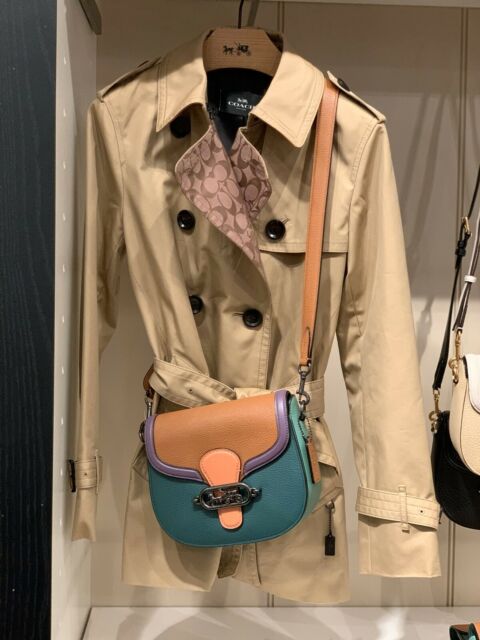 OUTLET 】COACH JADE SADDLE BAG IN COLORBLOCK (COACH 91084) สวยพิฆาตมาก สยบทุกสายตา 🌺 พร้อมส่งความสวยก่อนใคร// กระเป๋าถือ สะพาย มีสายสะพายยาว ถอดและเลื่อนปรับระดับได้ //วัสดุหนังแท้เต็มใบ หนังคุณภาพ ขึ้นทรงสวยมากๆ งานสวยคมกริบที่สุด //ฝาเปิดเป็นแบบฝ