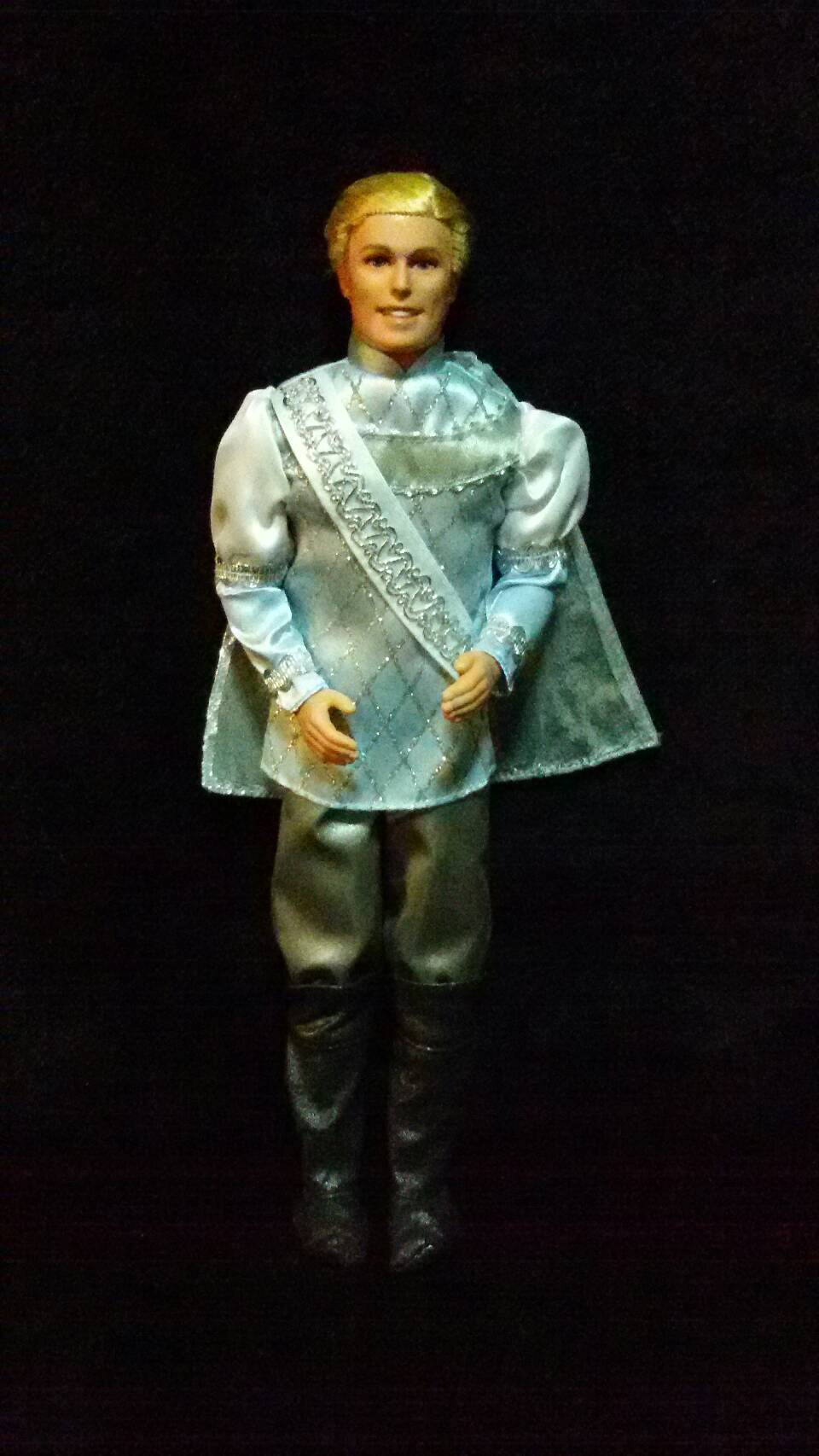 Barbie of Swan Lake KEN as Prince Daniel ตุ๊กตาบาร์บี้และเคนแท้มือสองสภาพดีค่ะ