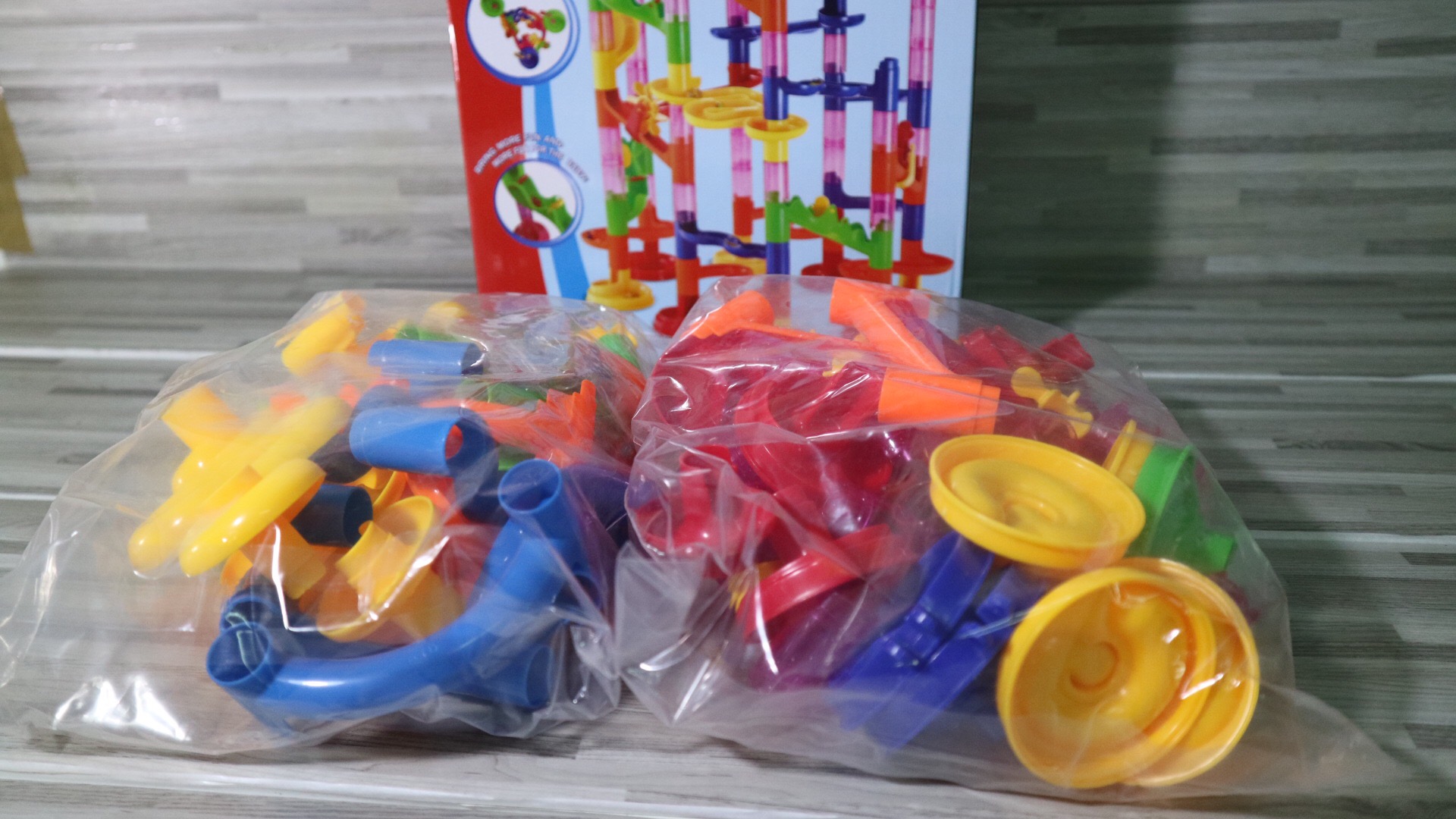 ชุดประกอบหอคอยรางลูกแก้ว(Marble RunNo.678-7)