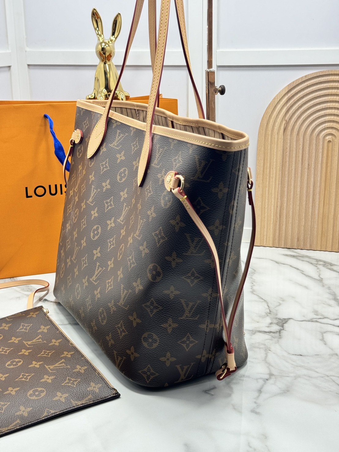 ORI หนังแท้ | LV Neverfull bag Size M Monogram Canvas กระเป๋าสะพายทรงโท้ท ดีไซน์คลาสสิกเหนือกาลเวลาเข้ากับดีเทลที่สืบทอดมายาวนาน แคนวาสแต่งขอบหนัง