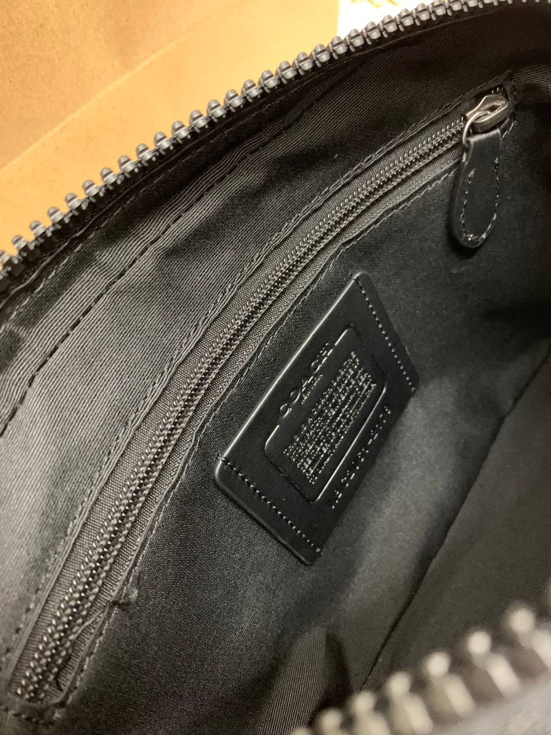 ของแท้ 💯% COACH EDGE CROSSBODY IN SIGNATURE CANVAS ((2178)) กระเป๋าสะพายครอสบอดี้ร์ วัสดุหนังแท้ หนังนิ่มอย่างดีค่ะ