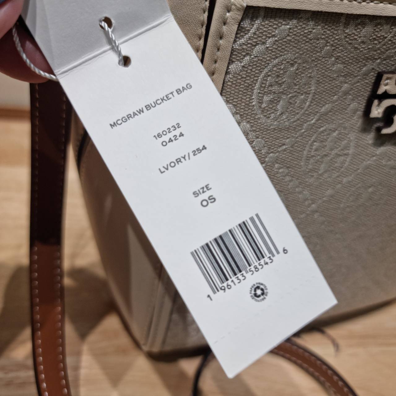 TORY BURCH SMALL T MONOGRAM MCGRAW BUCKET BAG กระเป๋าทรงบัคเก็ตโมโนแกรม เกรดออริ สลับแท้ 1:1 ใช้งานต่างประเทศได้