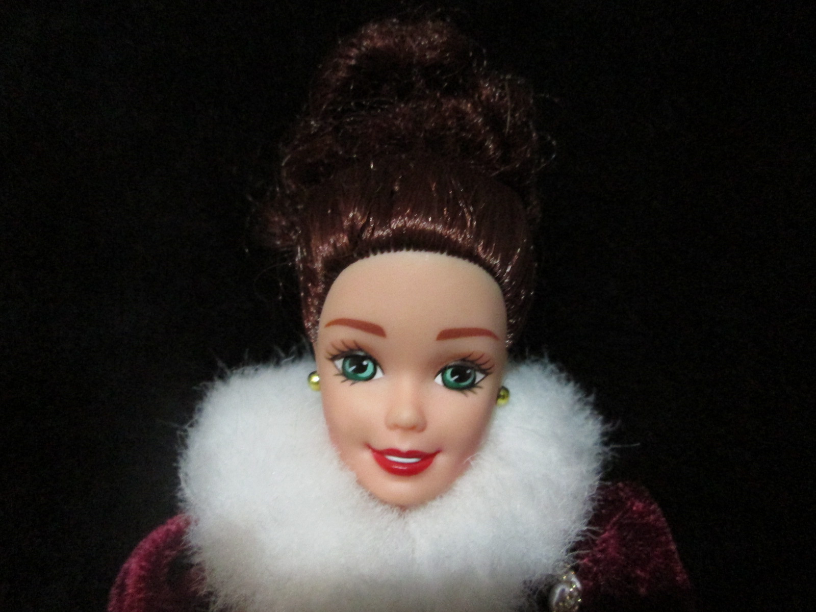 Barbie Holiday Vintage from 1996 ตุ๊กตาบาร์บี้แท้มือสองสภาพดี