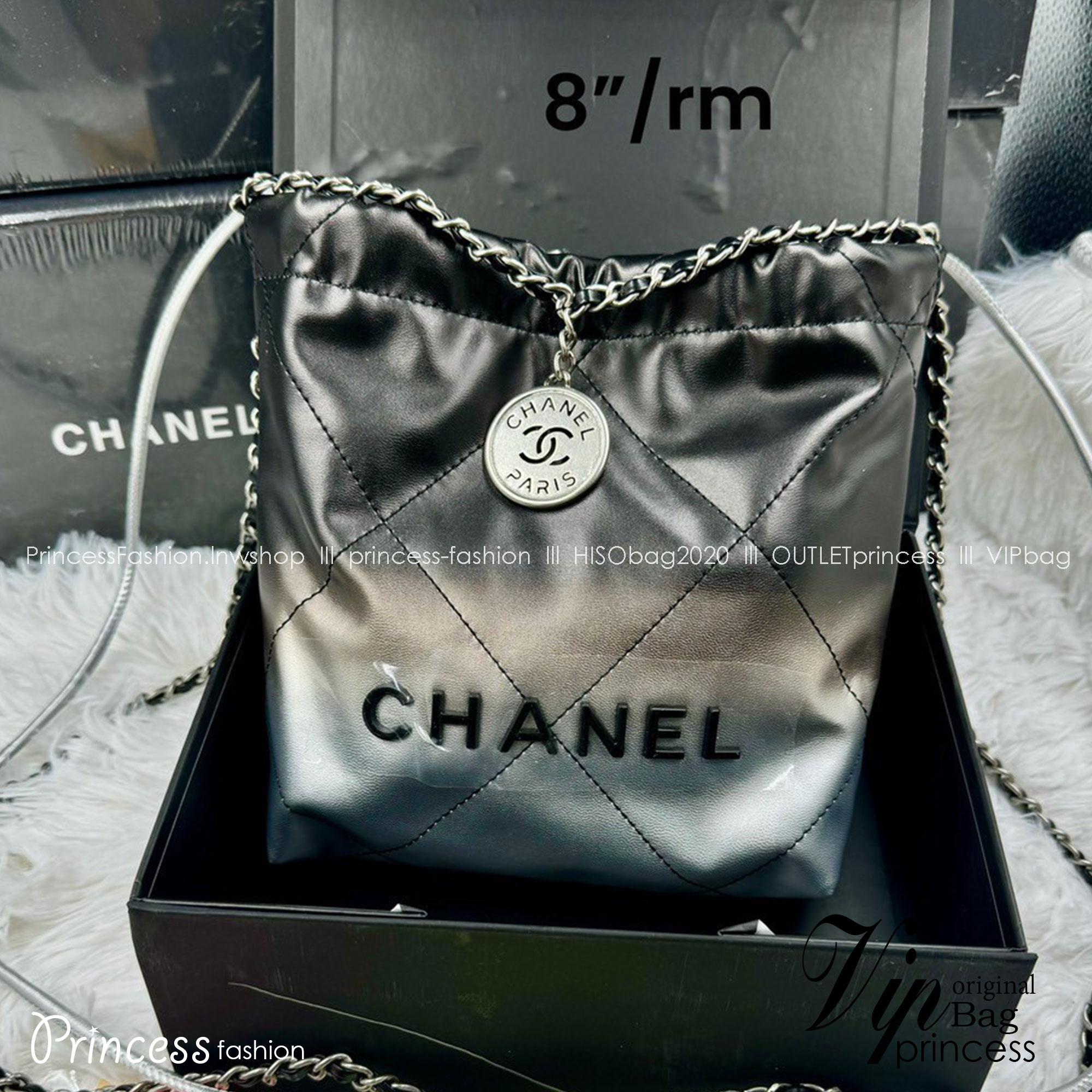 CHANEL 22 Mini Handbag Patent Gradient & Lacquered Metal White / SS22 Logo CC shopping tote กระเป๋าทรงโท้ทไล่สี รุ่นใหม่ มีเสน่ห์ดูดี ดูแพงที่สุด เกรดไฮเอน 1:1