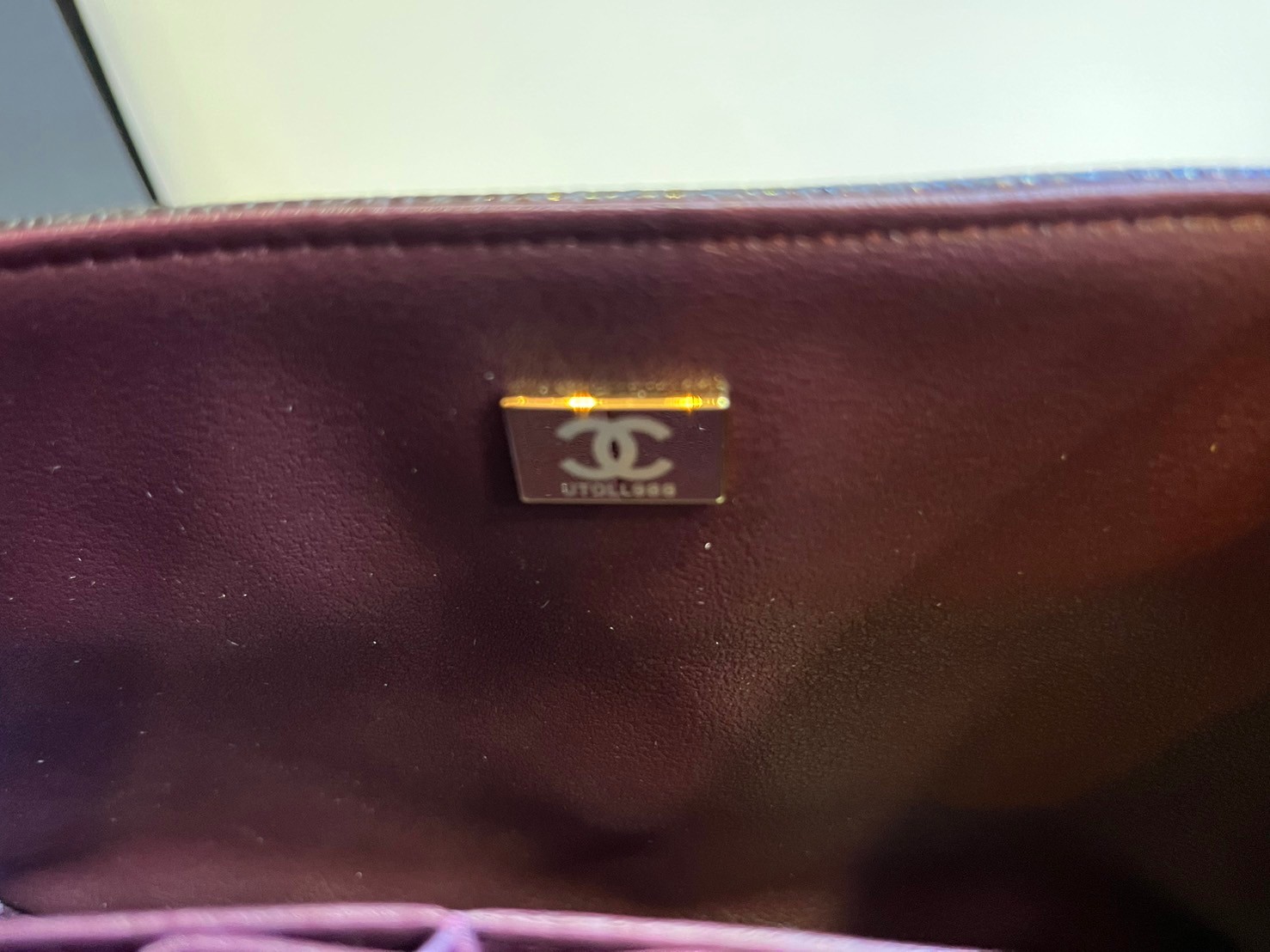 พร้อมส่งครบ 4 แบบ โทนสีดำคลาสสิก หนังคาเวียร์/หนังเรียบ อะไหล่เงิน/ทอง CHANEL Classic 25cm กระเป๋าสะพายรุ่นยอดนิยมเรียบหรู เกรดออริ 1:1 ใช้งานต่างประเทศได้