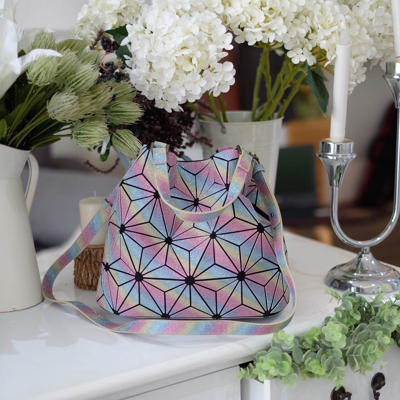 🎈New Collection ka ' Glitter fantastic ' ✨✨ สีใหม่ สดใสมาก ค่า 🍭🍭 Candy Crush 🍭🍭แถมยังลาย Limited edition หายาก 👍ปรับทรงได้ 2 แบบ น่ารักมาก จากแบรนด์ David Jones กระเป๋าสะพายข้างดีไซน