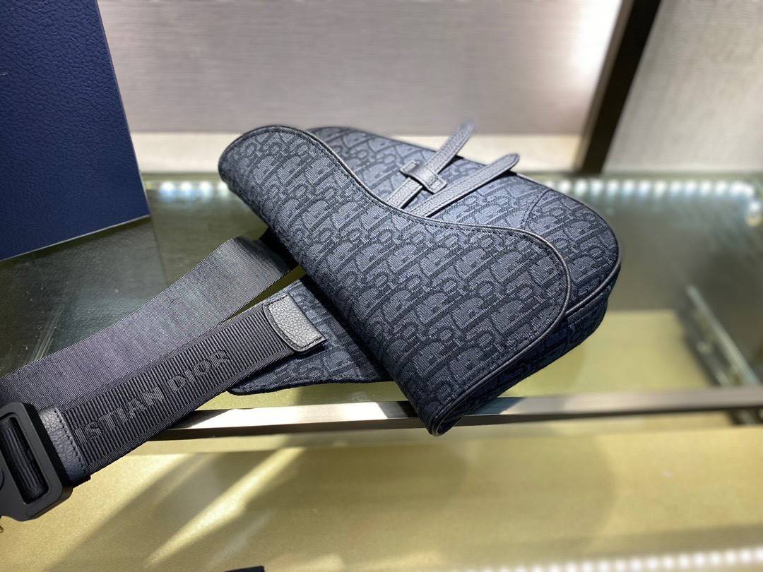 CHRISTIAN DIOR SADDLE BAG Black Dior Oblique Jacquard