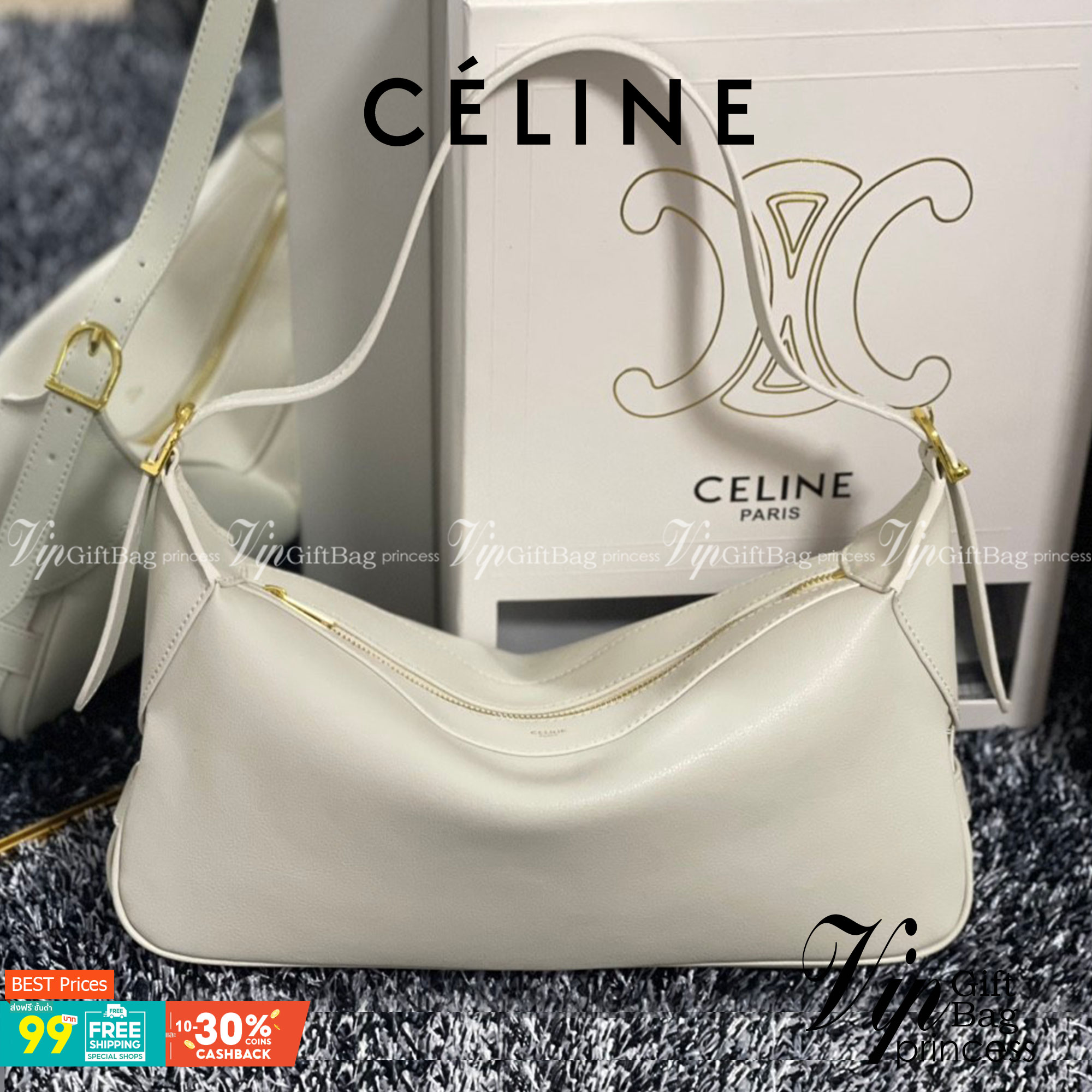 ทรงยอดฮิตที่สุด **หนังนิ่มมือมาก กับ CELINE ROMY VIP GIFT WITH PURCHASE (GWP) กระเป๋าสะพายไหล่ทรงเป็กเอกลักษณ์ เปิดปิดด้วยซิป จุของได้เยอะคะ Ipad mini เครื่องสำอางค์ เหมาะสำหรับสาวๆ มากคะด้วยน้ำหนักที่เบาและใช้ได้หลายลุค มาพร้อมสายสะพาย2แบบ(ถอดเปลี่ยนได้)