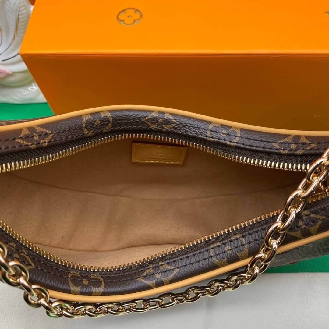 หนังแท้ LOUIS VUITTON LOOP BAG / LV MONOGRAM LOOP พร้อมส่งที่ไทย กระเป๋าสะพายรูปทรงกะทัดรัดและสายโซ่สำหรับสะพายไหล่ รวมถึงสายหนังแบบสะพายข้าง กระเป๋าซิปด้านหน้าปิดด้วยตัวดึงซิป LV Circle งานหนังแท้ทั้งใบ ออริจินอลเกรด ภาพสินค้าถ่ายจากงานขายจริง ใช้งานต่าง
