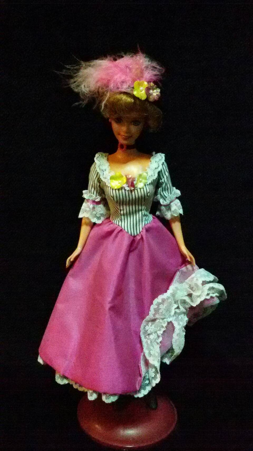 Barbie Dolls of the World French Collector Doll 1996 ตุ๊กตาบาร์บี้แท้มือสองสภาพดีค่ะ