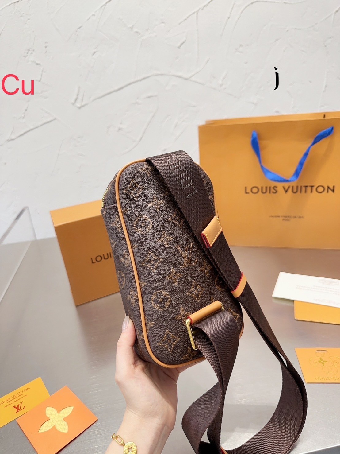 LV monogram pochette Gange Crossbody Bag / LV BELT BAG พร้อมส่ง กระเป๋าคาดอกลายโมโนแกรม ขนาดกะทัดรัด ใช้ได้ทั้งชายหญิง