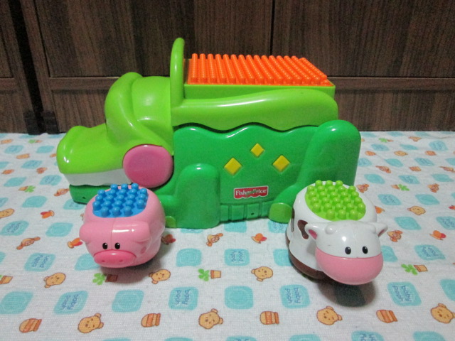 Fisher Price Peek-A-Blocks Stack and Smile Crocodile ของเล่นเเสริมพัฒนาการสำหรับเด็กมือสอง