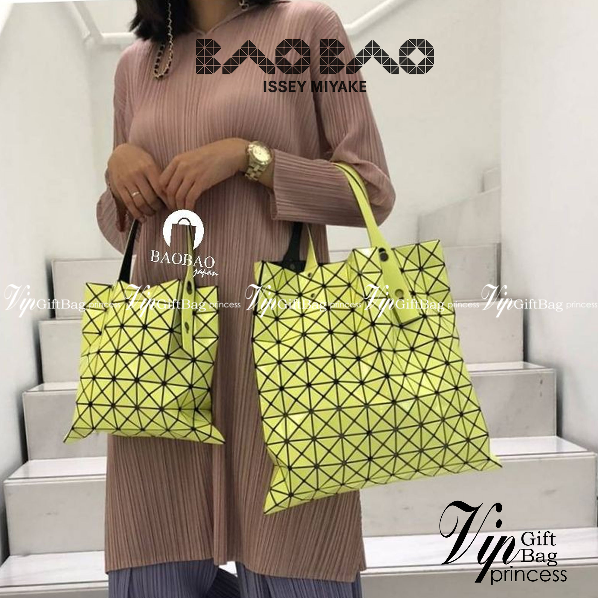BAOBAO ISSEY MIYAKE 10x10 BLOCK TOTE BAG 39cm กระเป๋าถือทรง shopping โท้ทใบใหญ่ลายตาราง เกรดออริจินอล ภาพสินค้าถ่ายจากงานขายจริง ใช้งานต่างประเทศได้