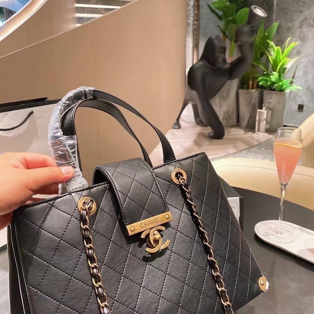 Chanel vip bag / Chanel tote bag 14" ภาพถ่ายจากงานขายจริง พร้อมส่ง