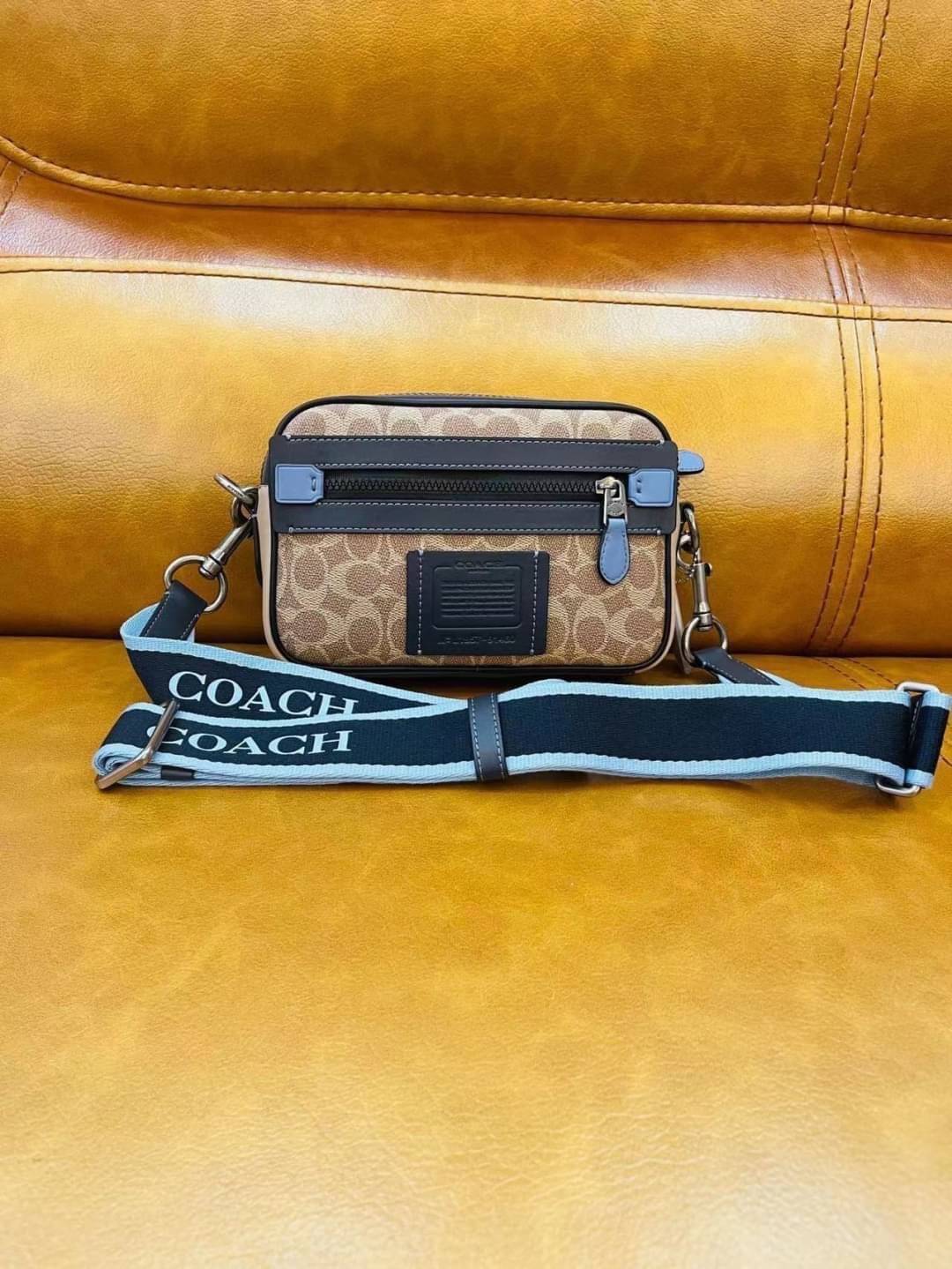 OUTLET 】Coach Mens 91460 camera bag slingbag พร้อมส่งที่ไทย