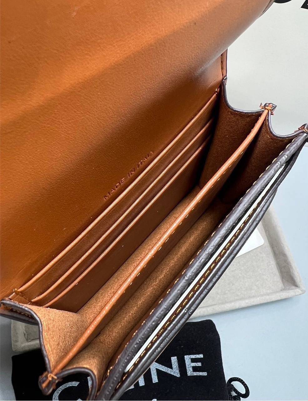 ORI หนังแท้ | CELINE BUSINESS CARD HOLDER TRIOMPHE IN Triomphe / CELINE Wallet กระเป๋าสตางค์ใส่การ์ด ใส่เหรียญ กระเป๋าสตางค์ใบสั้น กระเป๋าสตางค์ซีลีน