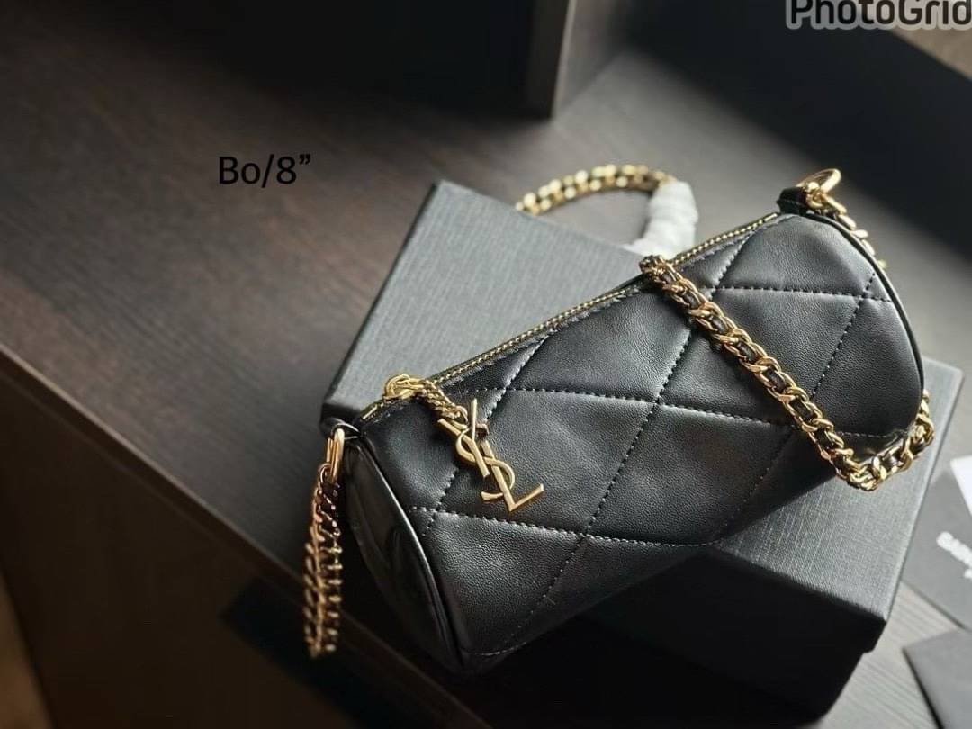 YSL Sade Mini Tube Bag กระเป๋าสะพายไหล่ดีไซน์ทรงกระบอก ให้คุณสนุกไปกับทุกสไตล์การแต่งตัว สวยหรูเรียบง่าย คงเอกลักษณ์ที่ให้ความเป็นผู้ดีในตัว -- [รับตัวแทนกระเป๋า]