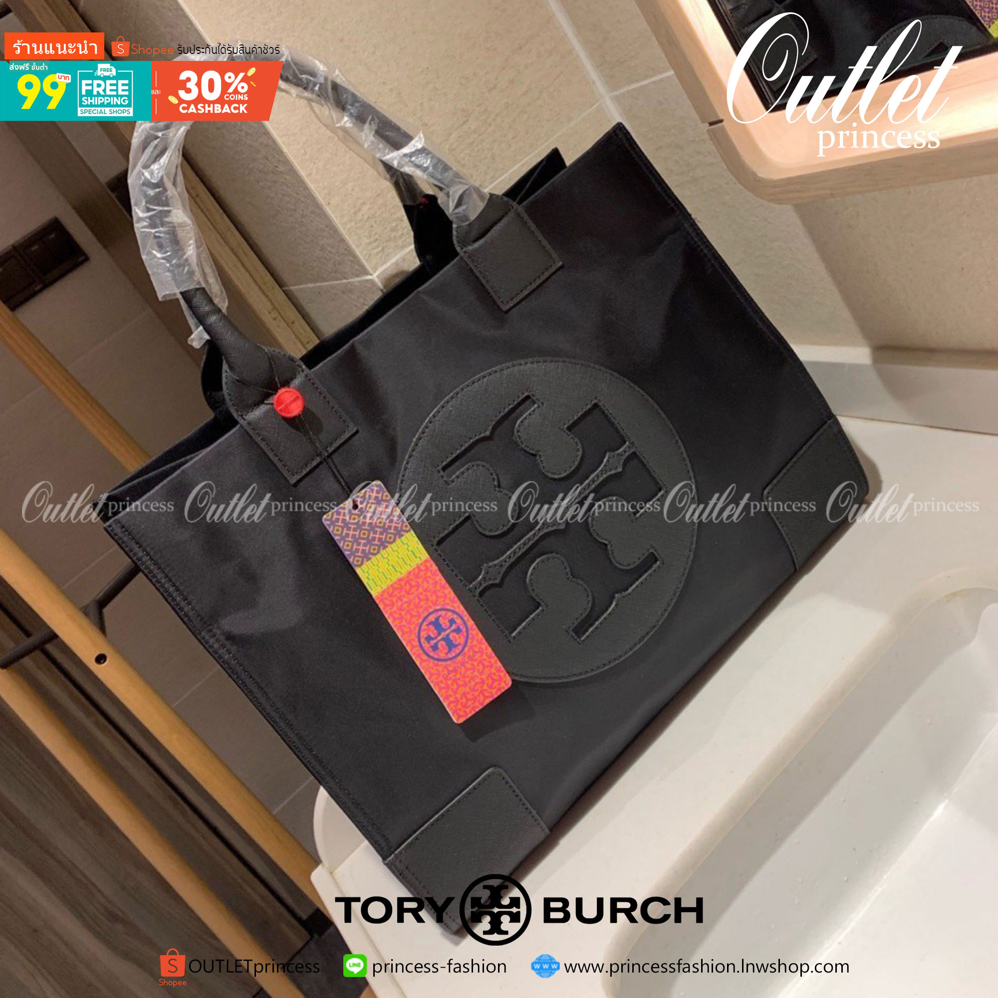 ของแท้ 💯% TORY BURCH ELLA TOTE BAG กระเป๋าทรง SHOPPING วัสดุ NYLON ทั้งใบตัดด้วยหนัง SAFFIANO ดำ แต่งโลโก้แบรนด์ด้านหน้า ด้านในเปิดปิดด้วยกระดุมแม่เหล็ก