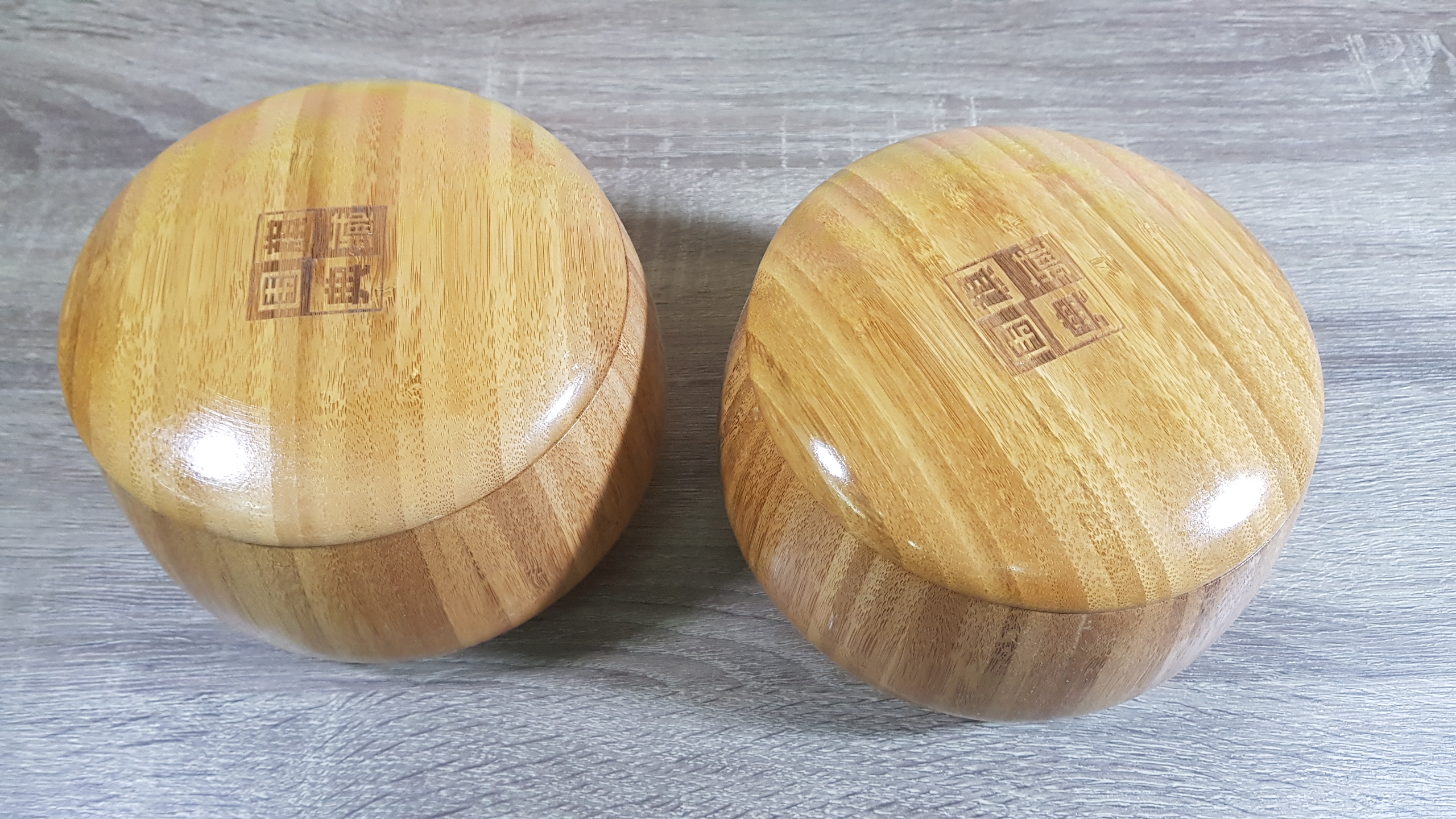 ชุดหมากล้อมกระดาน19x19เส้นพับได้หนา2cm.พร้อมเม็ดเมลามีนและโถหมากไม้Torreya