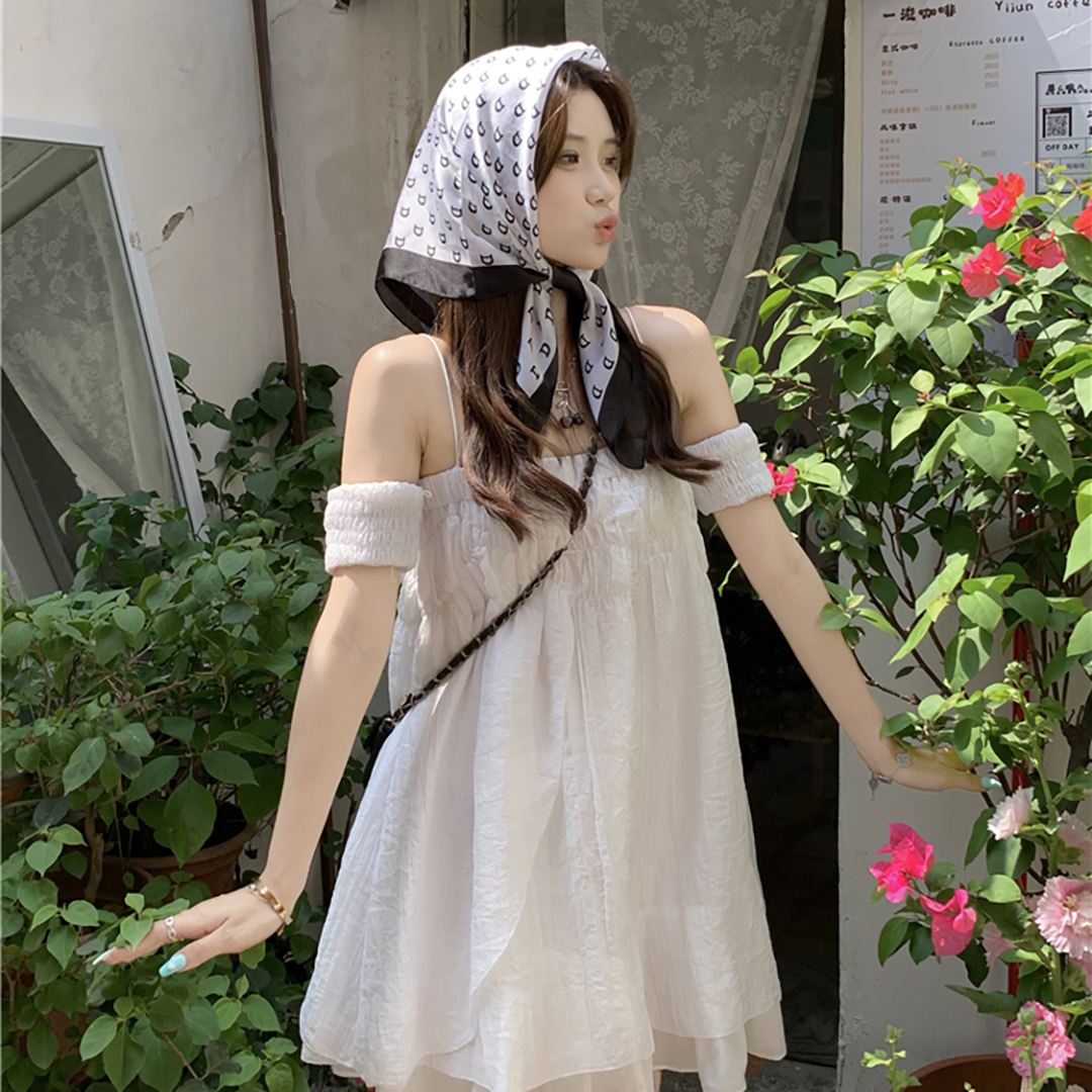 พร้อมส่ง 🦢🤍 Banta dress เดรสสายเดี่ยวแต่งระบาย (IN37868)