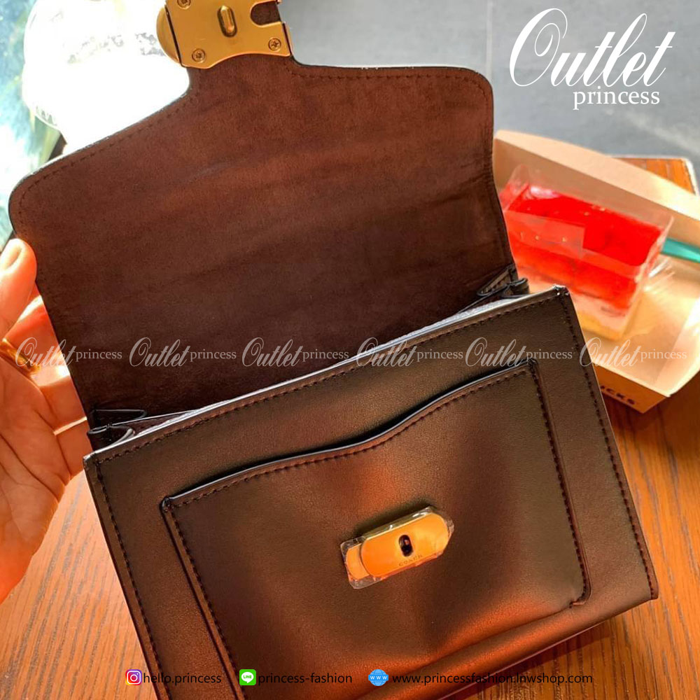 COACH TABBY TOP HANDLE 20 LEATHER BAG 💋กลับมาอีกครั้งตามคำเรียกร้องค่ะ!! กระเป๋าถือ//สะพายข้างได้ วัสดุหนังแท้อย่างดี หนึ่งใบทำหนัง2แบบได้อย่างลงตัว สวยงาม มีอะไหล่ตัวC ใหญ่ด้านหน้าโดดเด่นหรูมากๆค่ะ