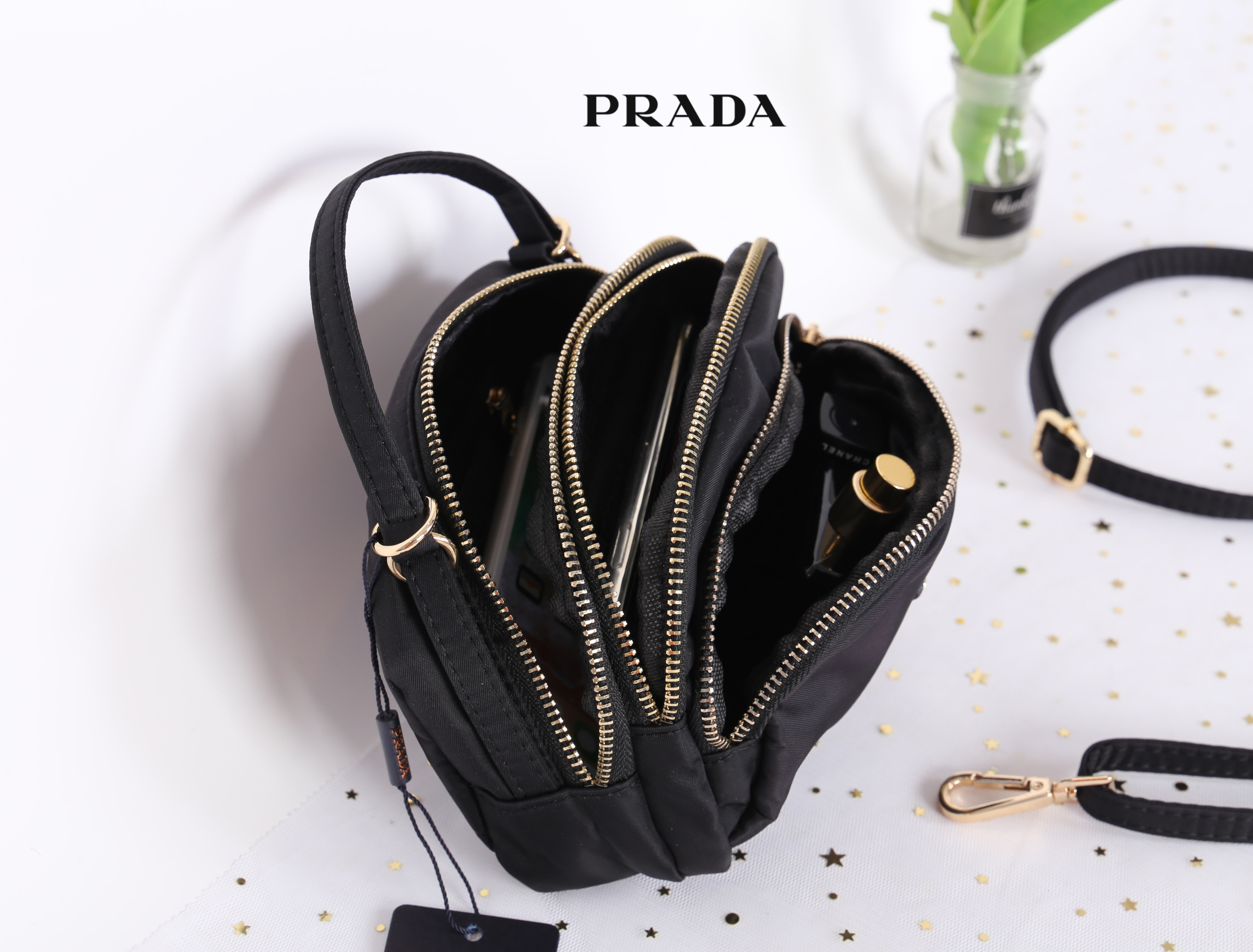 PRADA MINI 3 ZIPPER NYLON HANDBAG & SHOULDER BAG กระเป๋าถือหรือสะพายทรง dome size mini วัสดุ nylon มีหูหิ้วจับถนัดมือ