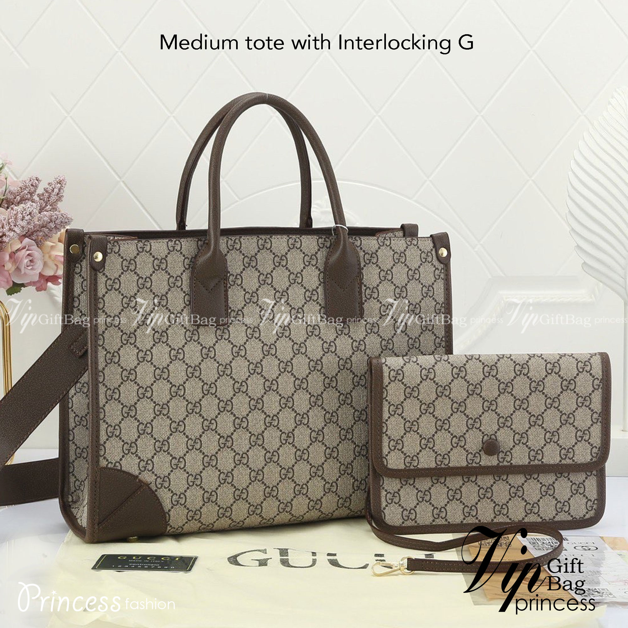 GUCCI Medium tote with Interlocking G กระเป๋าใบใหญ่ทรงโท้ท เซท 2 ใบ มาพร้อมใบเล็กแยกใช้ได้ คุ้มค่ามากกระเป๋าทรงเหลี่ยมใบใหญ่ใส่เอกสารได้ไม่ต้องพับมีช่องซิปเล็กด้านใน มาพร้อมสายยาวสะพายไหล่ได้