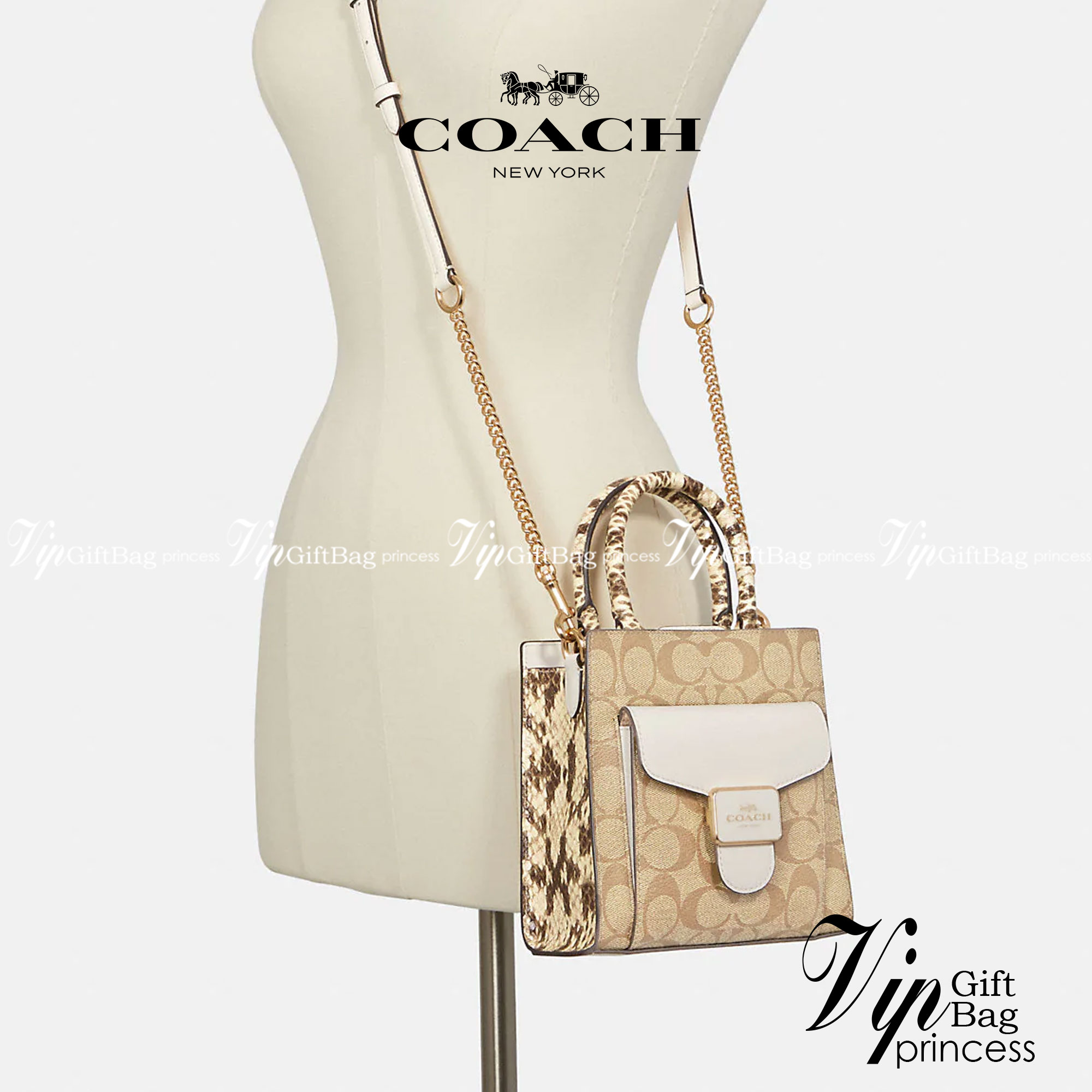 น้องเข้าใหม่ ไม่มีไม่ได้แล้ว ต้องรับไปดูแลเลยค่าา❤️ COACH MINI PEPPER CROSSBODY IN SIGNATURE ((C7227)) 📣พร้อมส่งที่ น้องใหม่ล่าสุดค่าา! กระเป๋าสะพายครอสบอดี้ร์ หรือหิ้วออกงานก็สวยไม่น้อยทีเดียวค่ะ หนังแท้นิ่มสวย หูหิ้วและด้านข้างกระเป๋าทำลา
