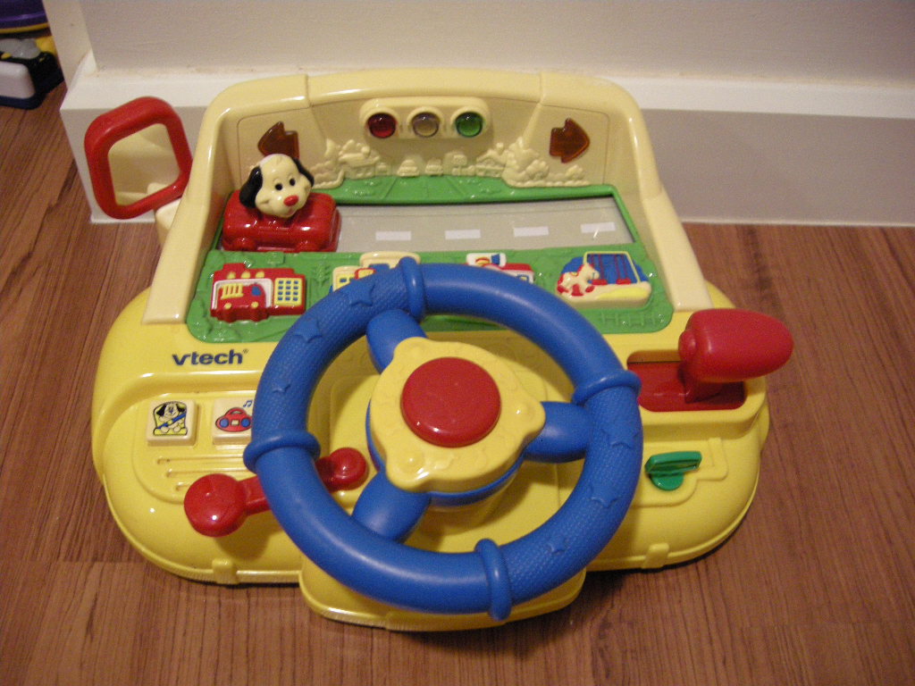 Vtech Large Animated Puppy Driver Lights Sounds Music Puppy Moves