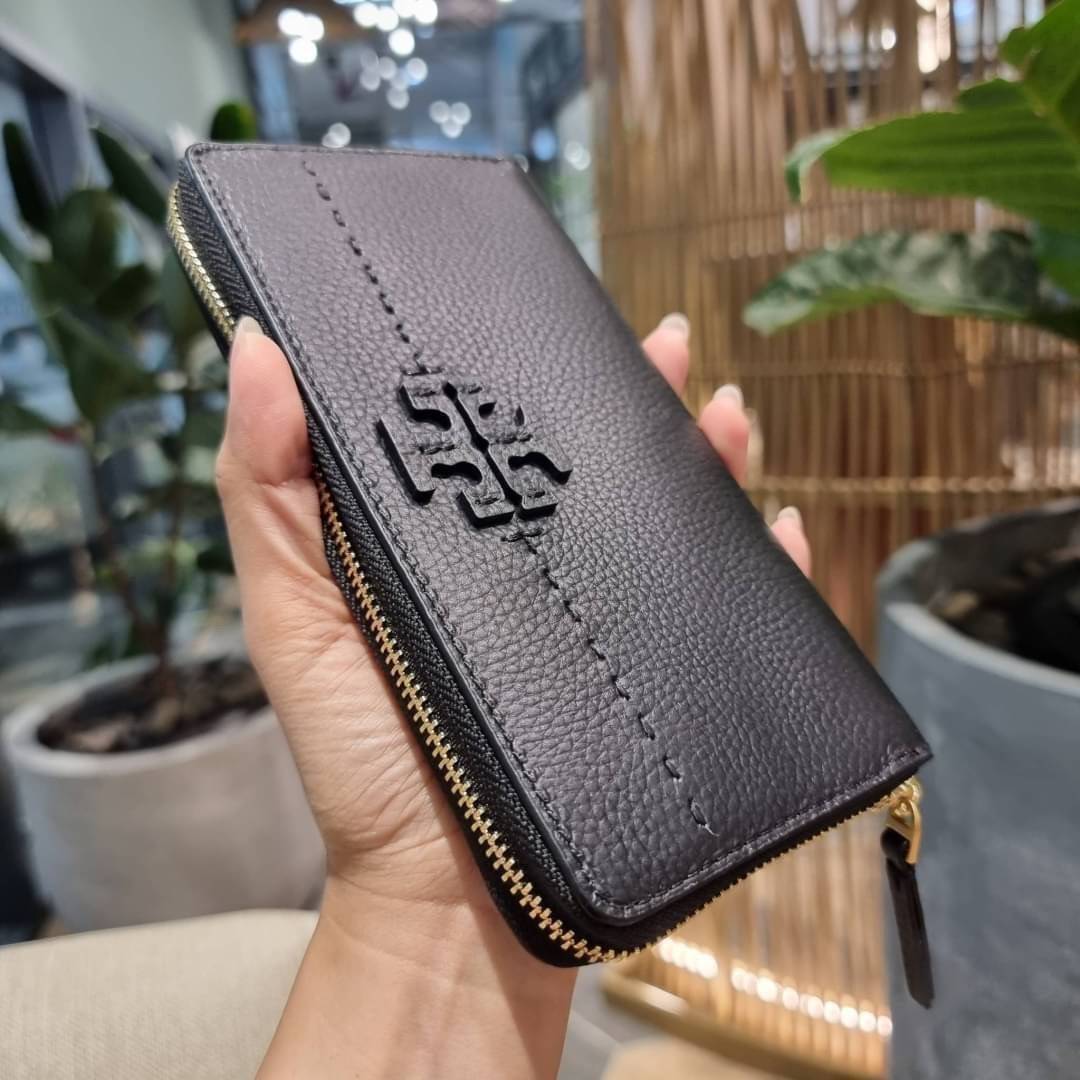TORY BURCH MCGRAW ZIP CONTINENTAL WALLET กระเป๋าสตางค์ใบยาวรุ่นหายาก จัดเต็มสีสวยพร้อมส่ง ขนาดกำลังพอเหมาะ วัสดุหนังวัวสัมผัสดีมาก