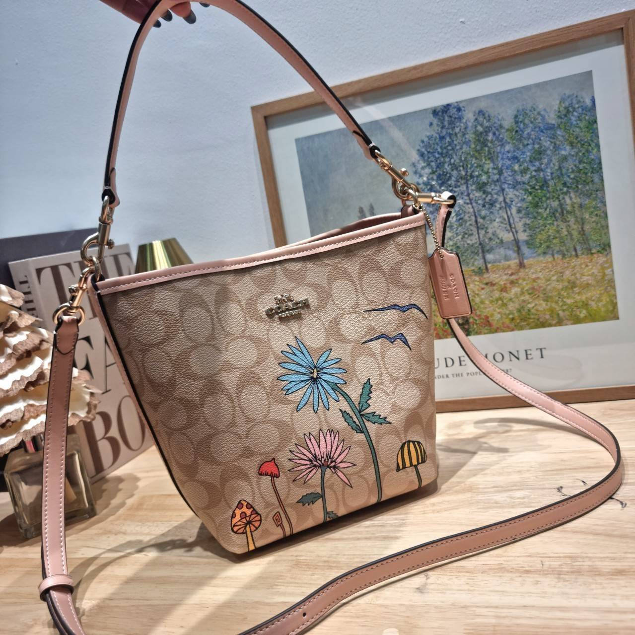 CU394 COACH x OBSERVED BY US CITY BUCKET BAG IN SIGNATURE CANVAS กระเป๋าทรงบัคเก็ต ดีไซน์ลวดลายดอกไม้น่ารักน่าใช้ เกรดท็อปออริ 1:1 สลับแท้