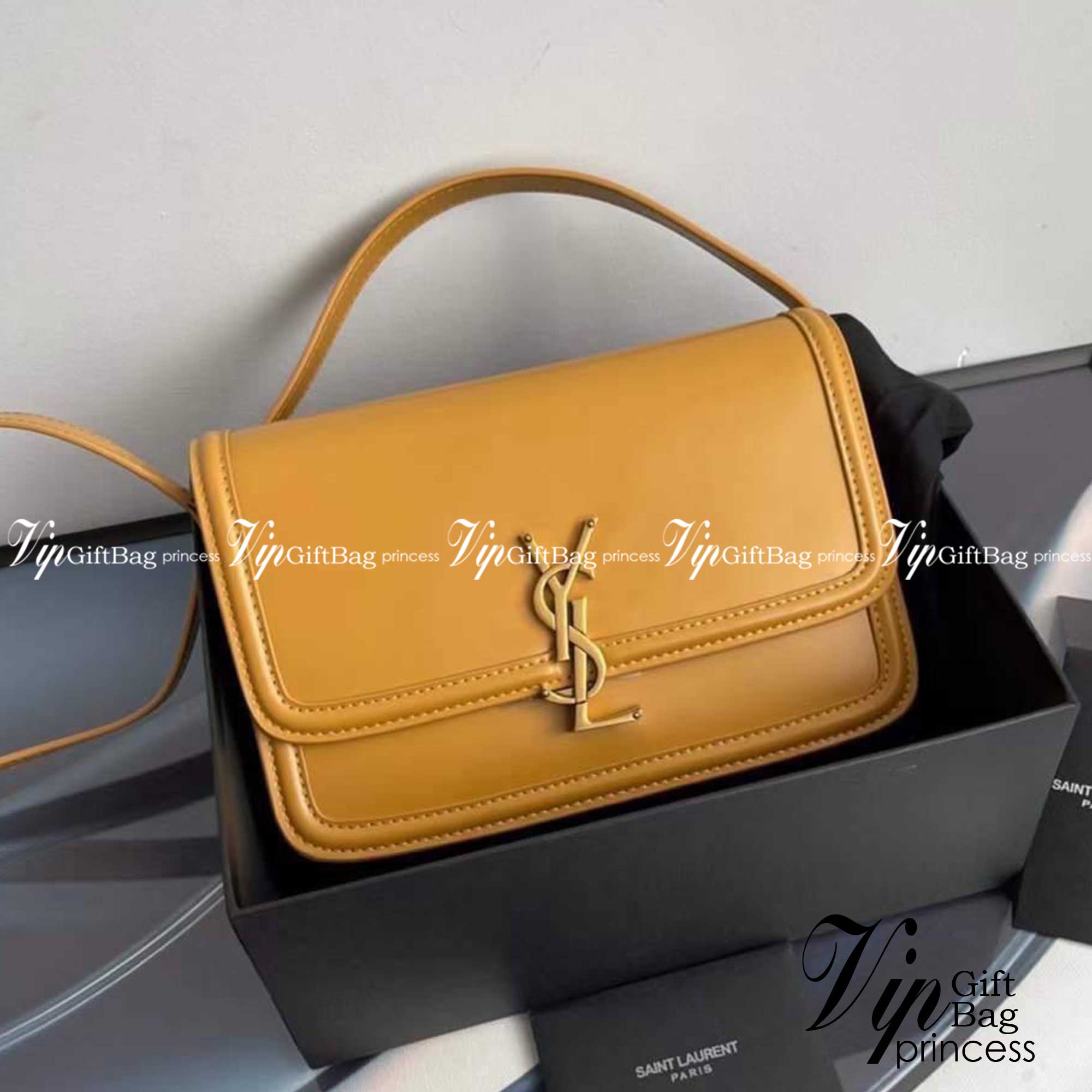 YSL Solferino medium crossbody bag คอลเล็คชั่นน้องโรเซ่ ROSE BLACKPINK ที่สุดแห่งความคลาสสิก เกรดออริจินอล หนังสวยมาก กระเป๋าสะพายรุ่นที่สาวๆ ทุกคนควรมีติดตู้ ภาพถ่ายจากงานขายจริง สวยตามรูป ไม่ผิดหวังค่ะ