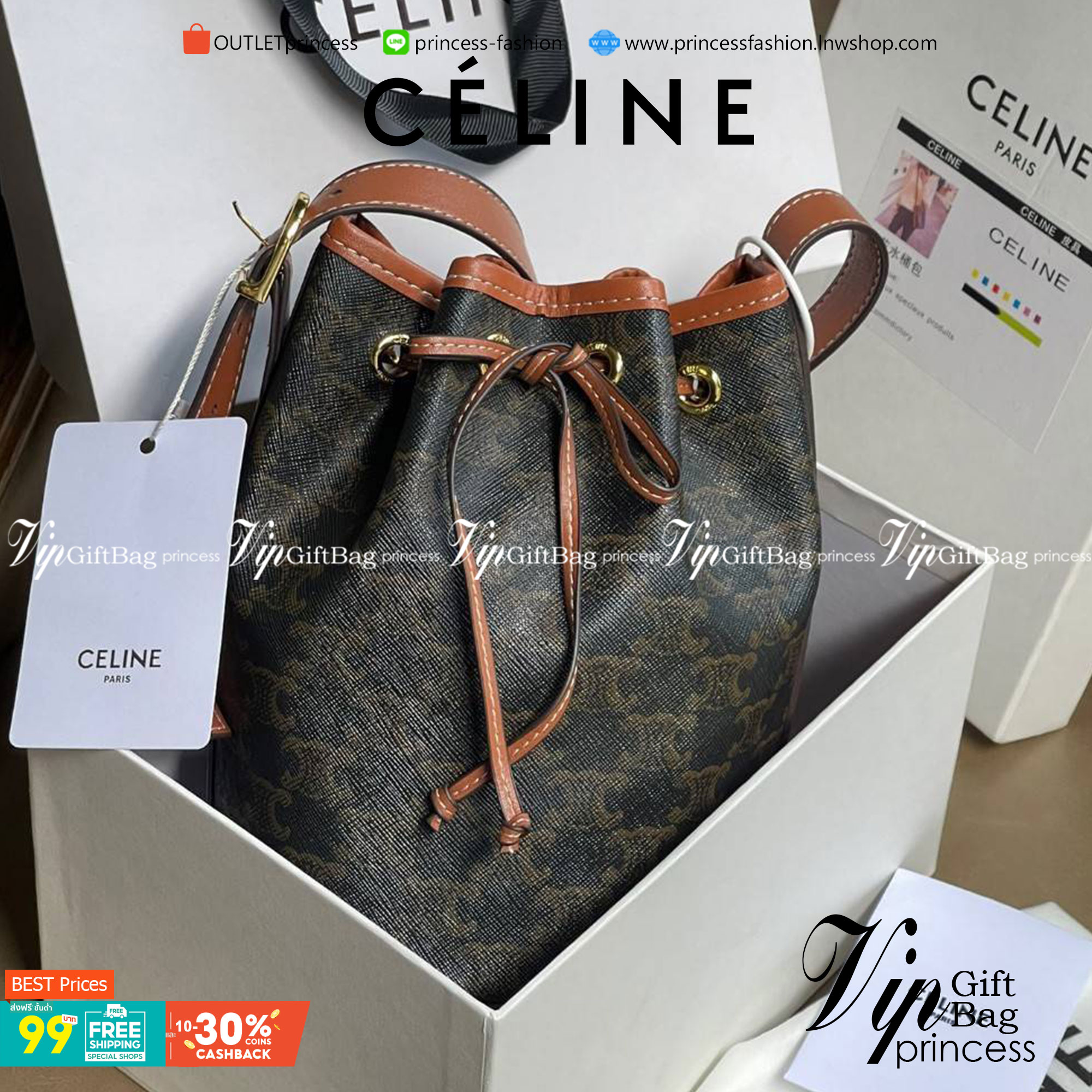 CELINE SMALL DRAWSTRING BAG IN TRIOMPHE ในรุ่นนี้ได้รับคำชื่นชมจากแฟชั่นกูรูทั้งหลาย เนื่องจากมีรูปทรงที่สุดแสนจะเรียบง่าย มีช่องใส่ของที่กว้าง ตัวกระเป๋าเป็นแบบหูรูด ช่วยให้เปิด-ปิดง่าย สะดวกต่อการใช้งาน สายสะพายปรับความยาวได้ตามความเหมาะสม โลโก้บนรอบตัว
