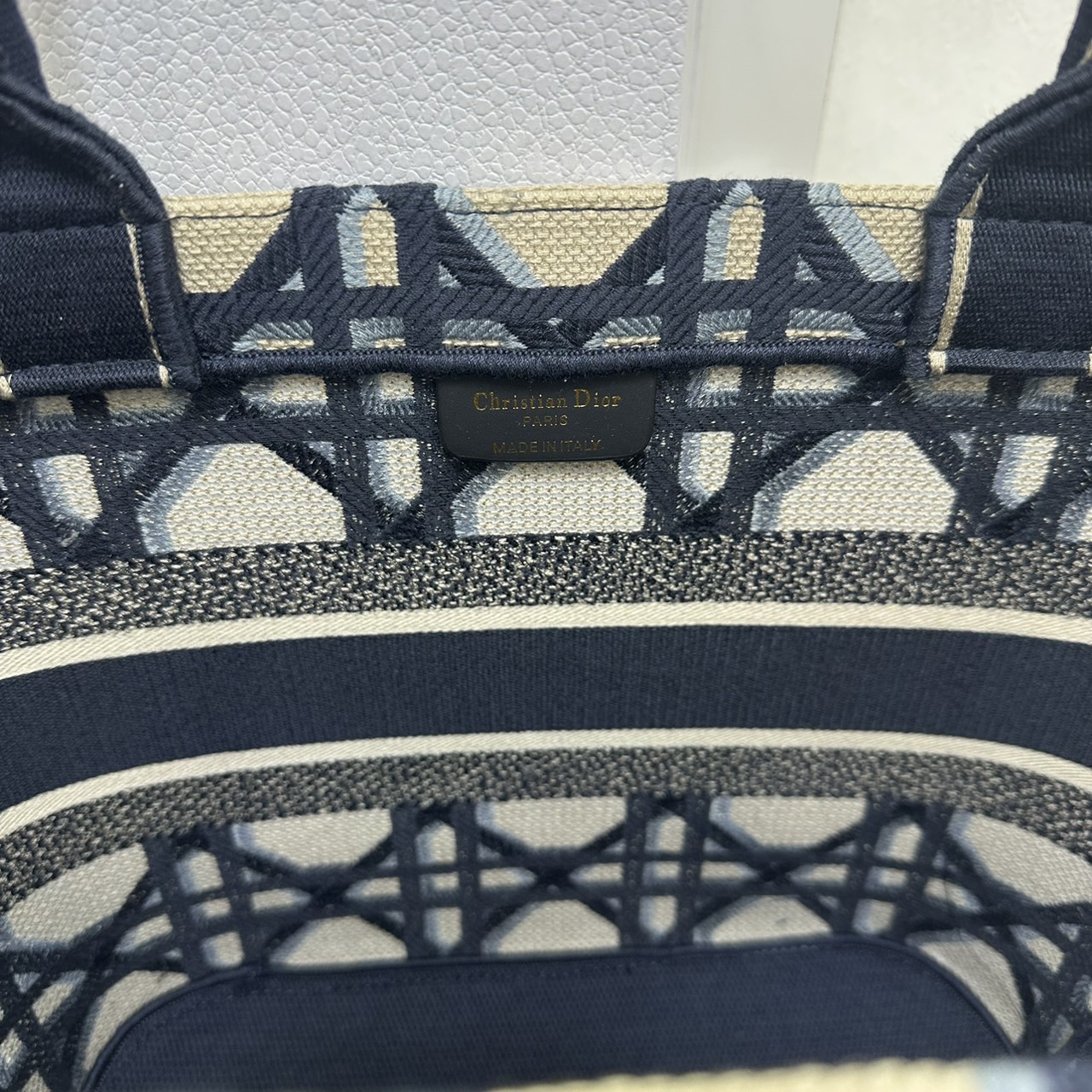 DIOR Hat Basket Bag / DIOR NEW LINE TOTE / DIOR KID TOTE กระเป๋าทรงโท้ทรุ่นใหม่ เอกษณ์ความหรูหรา โดดเด่นสวยงาม