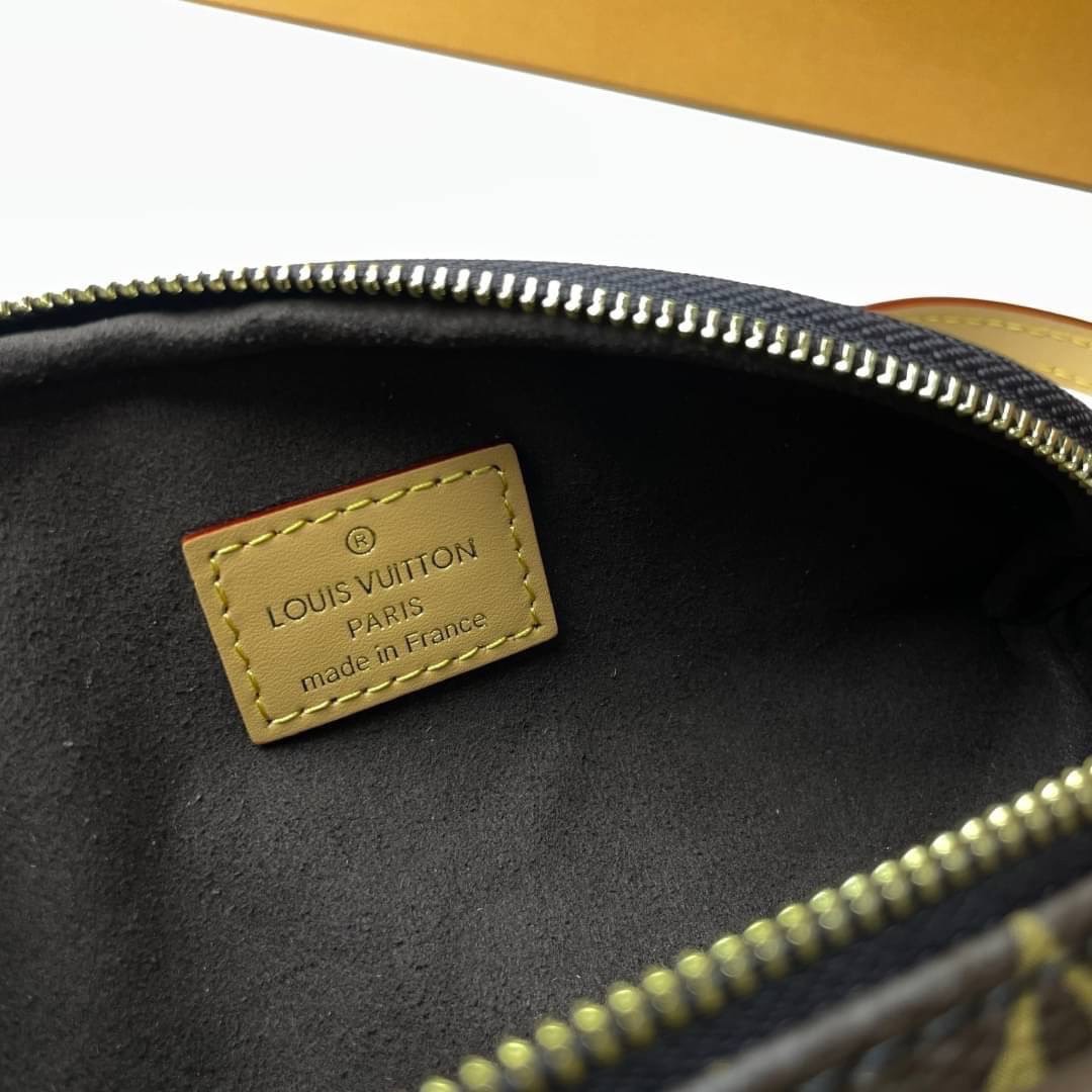 LV Mini Bumbag Monogram / LV BAG พร้อมส่งที่ไทย ท็อปออริ กระเป๋าสะพายไซส์มินิ แบบคาดอก คาดเอว สะพายข้างได้ แคนวาสดีมาก พิมพ์ลายคมชัด ทรงสวยเป๊ะ