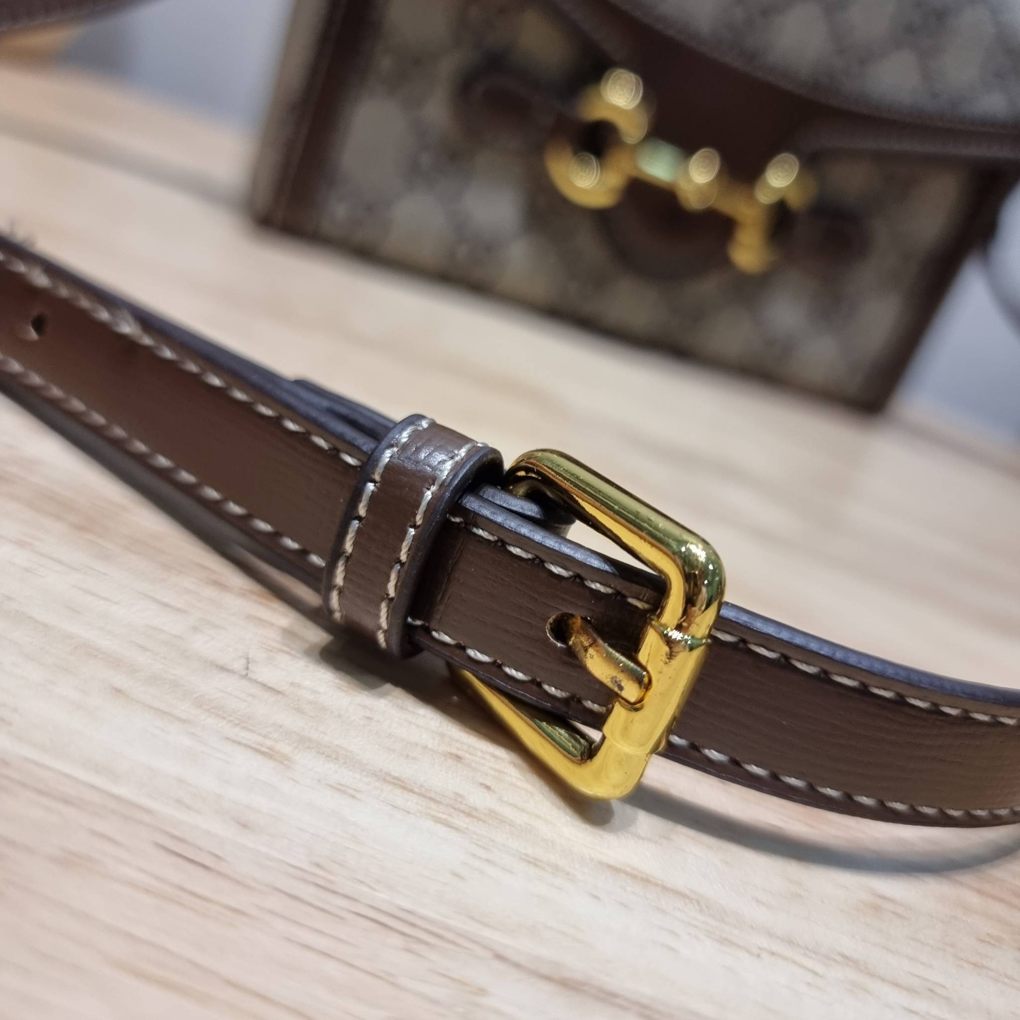 Set 3 ชิ้น Gucci Horsebit 1955 Mini Bag / GG crossbody horizon mini bag box set ชวนสะสม ใครมองหาของขวัญอยู่ เซ็ทนี้จัดว่าเลิศมาก! กับการจับเอารุ่นยอดฮิต มามิกซ์รวมกับไอเท็มสุดคุ้มของมันต้องมี!! จัดเรียงให้อยู่ในกล่อง box set ลิมิเต็ด ที่มีทั้งแว่นตา gentl