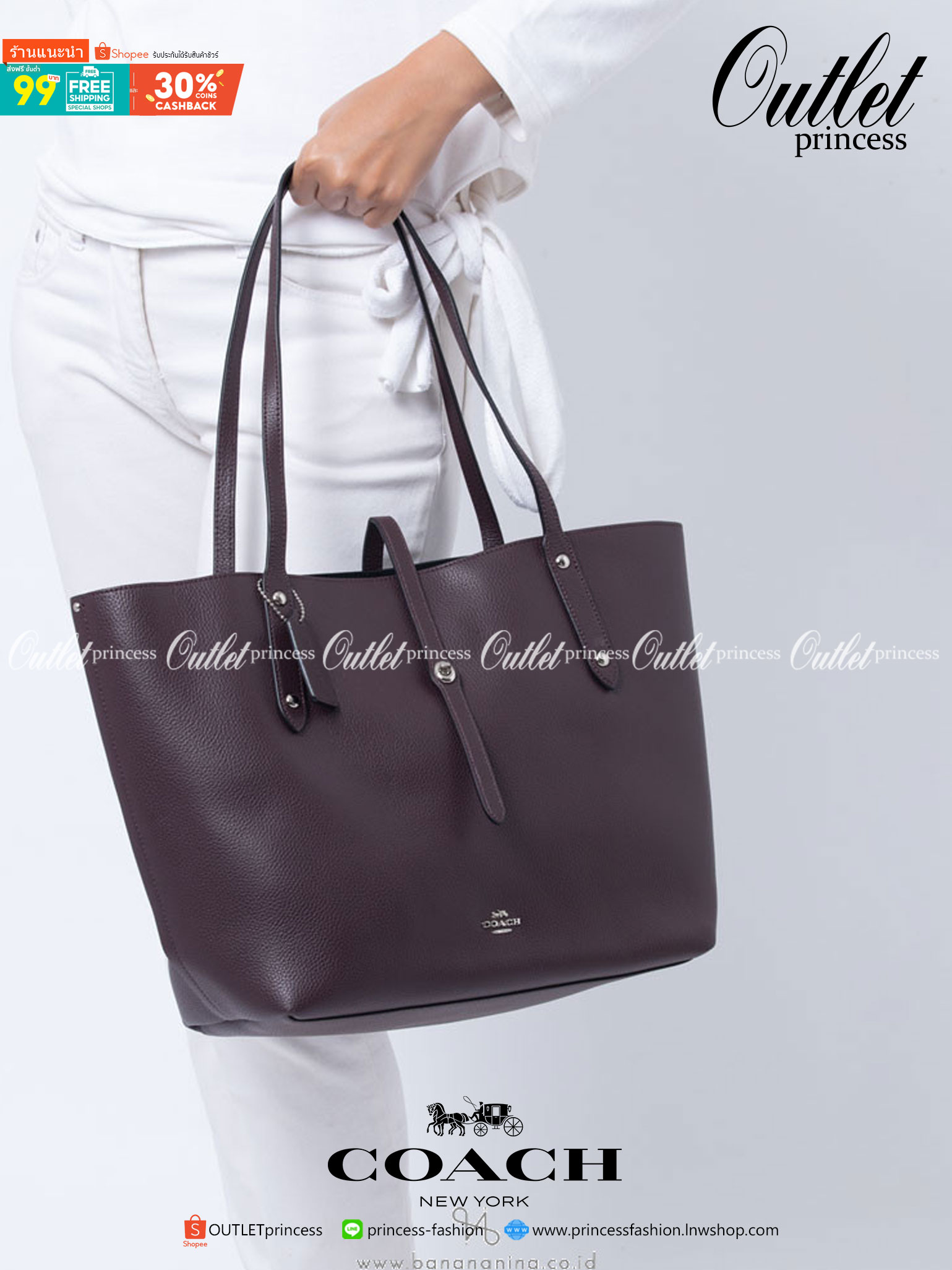 COACH MARKET TOTE กระเป๋าถือใบใหญ่ทรง TOTE ทรงกระเป๋าสวยหรู กระเป๋าใบใหญ่ใส่ของได้เยอะ Tote bag อีกหนึ่งรุ่นฮิต ให้พื้นที่จุของกว้างขวาง เชื่อว่าต้องเคยผ่านตาสาว ๆ มาก่อนแน่นอนค่ะ เพราะเป็นกระเป๋าที่ใช้งานง่าย สะพายไหล่ไปได้ทุกที่ ทุกโอกาส ด้วยขนาดของกระเ