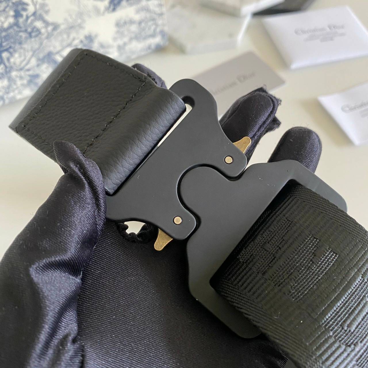 VIP 】𝐂𝐇𝐑𝐈𝐒𝐓𝐈𝐀𝐍 𝐃𝐈𝐎𝐑 SADDLE BAG Black Dior Oblique Jacquard พร้อมส่งที่ไทย 2 สีสุดคลาสสิก กระเป๋าสะพายข้าง สายปรับขนาดได้ จุของได้เยอะ ใช้ได้ทั้งหญิงชาย