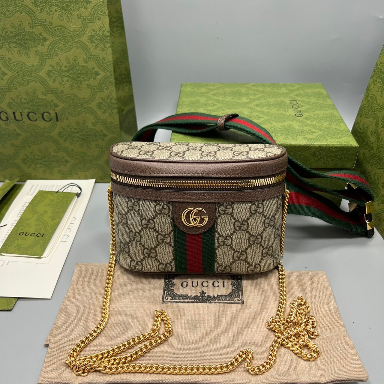 GUCCI Ophidia belt bag with Web เกรดออริจินอล กระเป๋าคาดเอว และสะพายข้างด้วยสายโซ่ได้ งานหนังแท้และแคนวาสอย่างดี รุ่นใหม่ล่าสุด ใช้ได้ทั้งชายหญิง เป็นรุ่นที่มาเท่าไรก็ไม่เคยพอขาย ฮอตมากๆค่ะ ภาพถ่ายจากงานขายจริง ใช้งานต่างประเทศได้